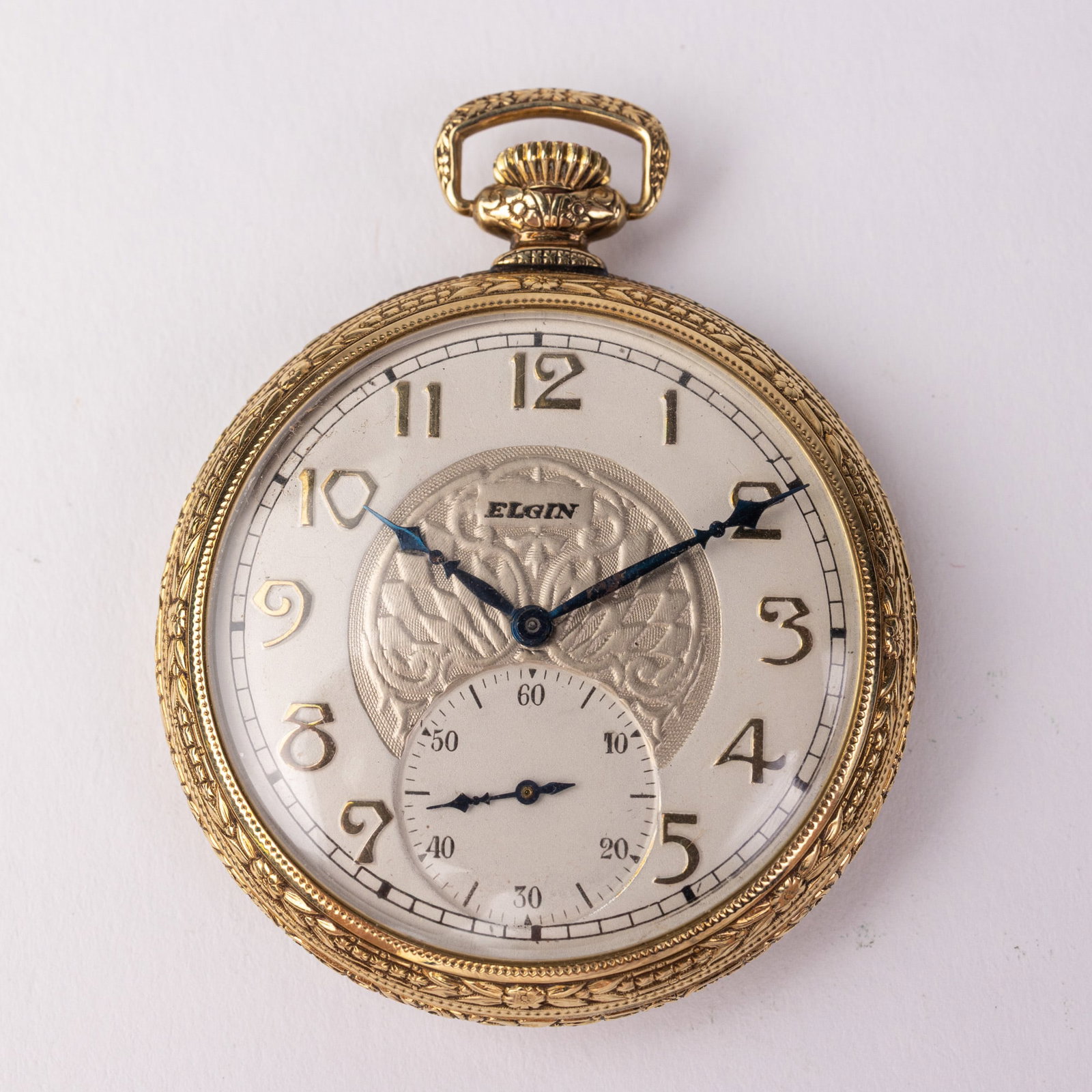 Antique Elgin Pocket Watch: 15 Jewels, case marked 5752279, serial number 25788096, gold timing screws Size 12/s [movement] Literature Brooks Auction – Online Auction Terms & Conditions Contact: (856) 694-2960 |