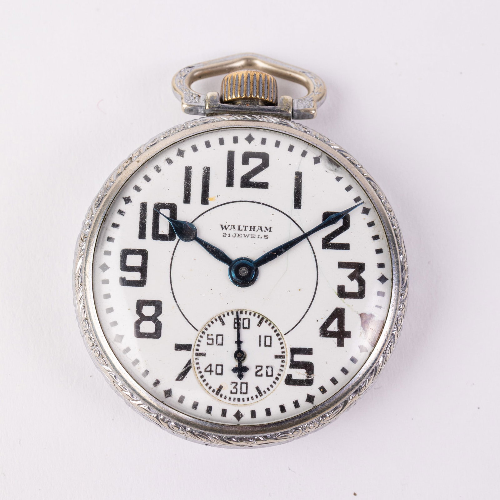 Waltham c. 1932 Riverside Pocket Watch: 21 Jewels, serial number 27650739 Size 16/s [movement] Literature Brooks Auction – Online Auction Terms & Conditions Contact: (856) 694-2960 | info@brooks.auction READ BEFORE YOU BID: We want