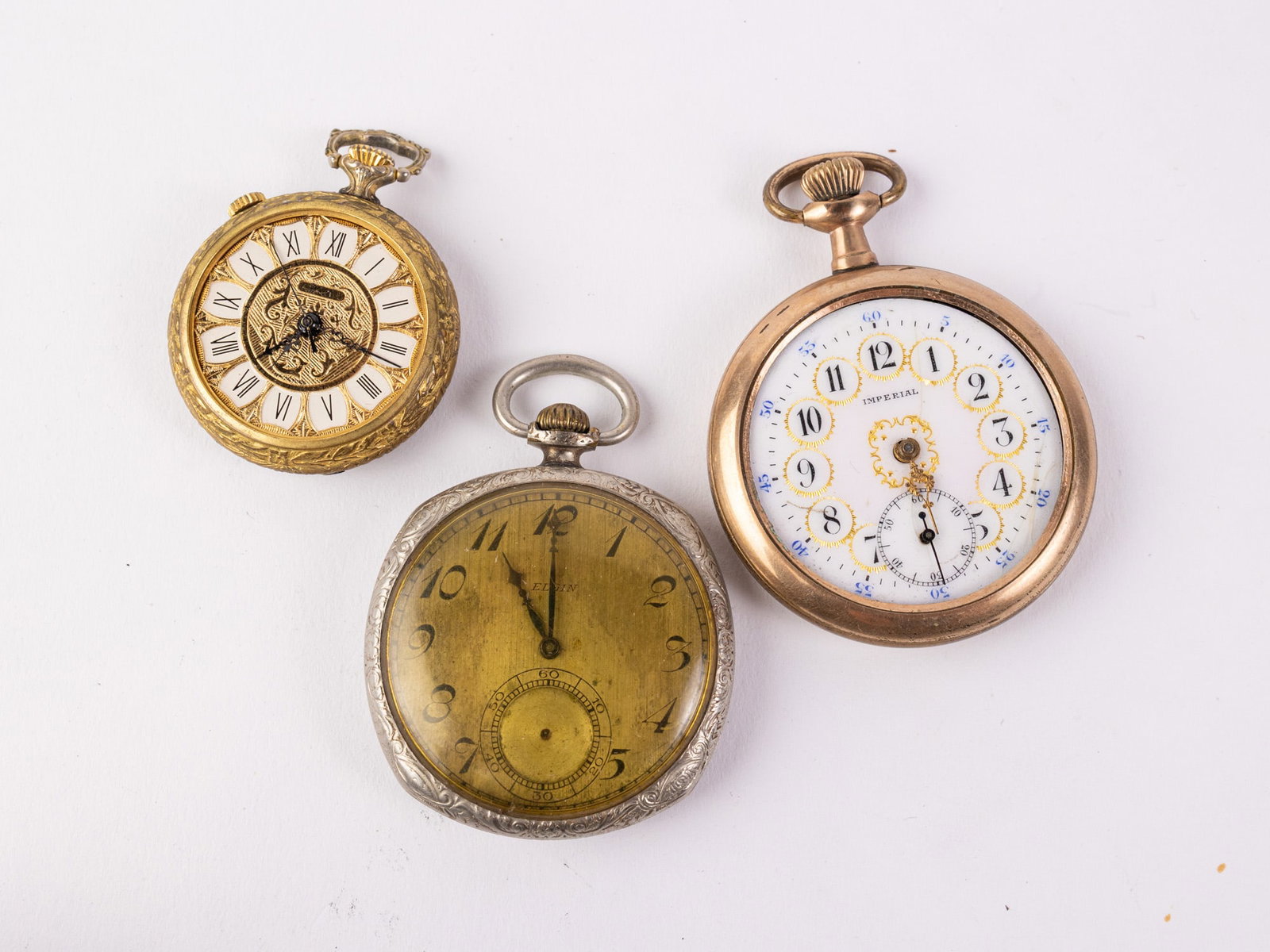 Grouping of Antique Pocket Watches ft. Buren Watch Co. Swiss Movement: some are missing the crystal Literature Brooks Auction – Online Auction Terms & Conditions Contact: (856) 694-2960 | info@brooks.auction READ BEFORE YOU BID: We want you to feel confident when