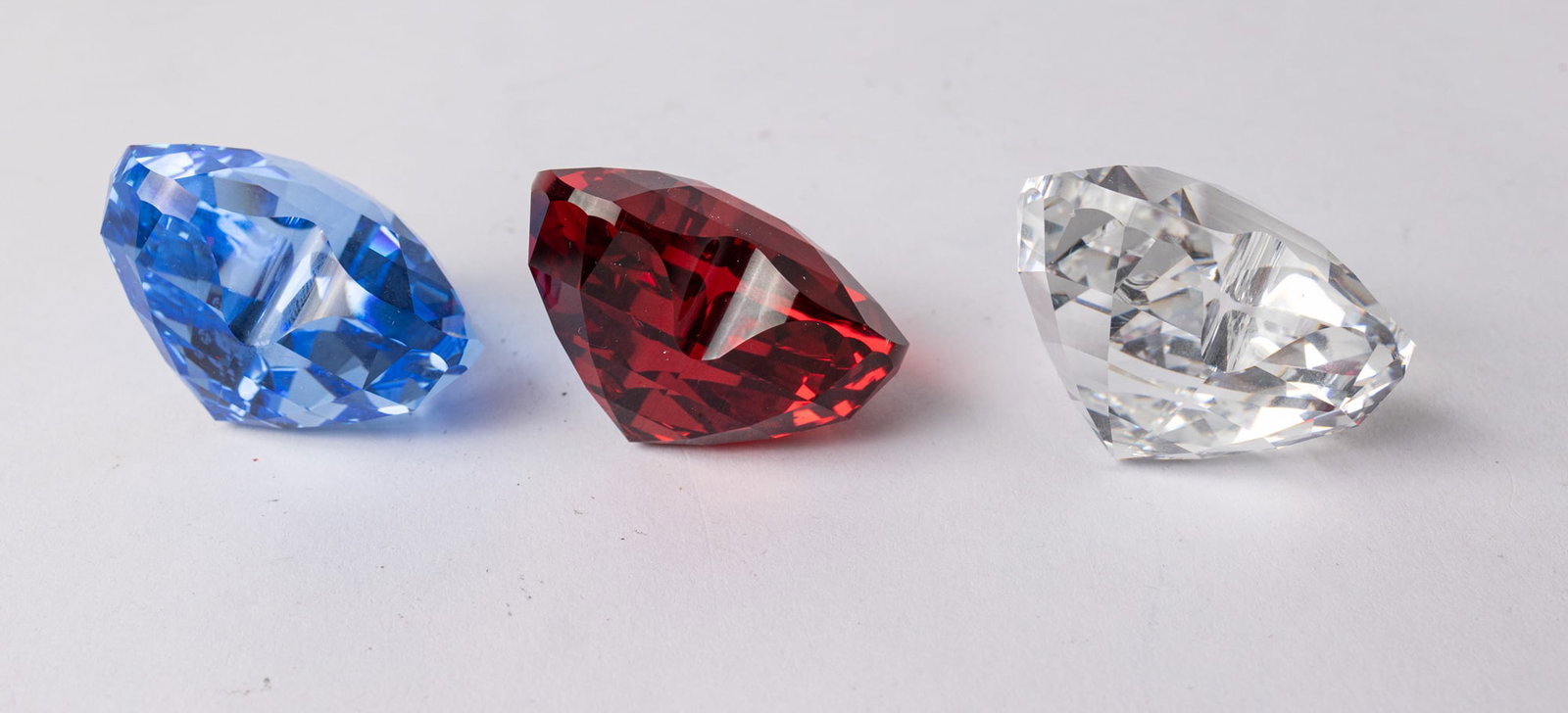 Three Swarovski Crystal Renewal Gift Hearts IOB - 5