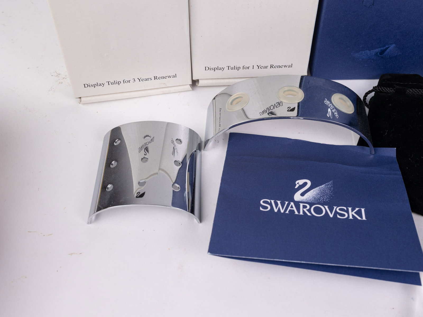 Swarovski Crystal Society Tulips with Display Stands IOB - 4