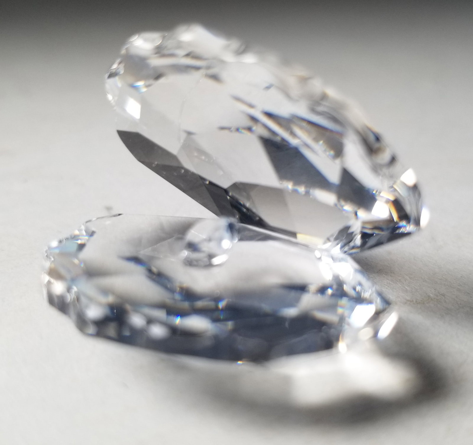 Swarovski Crystal Clam Shell with Diamond Pearl IOB - 6