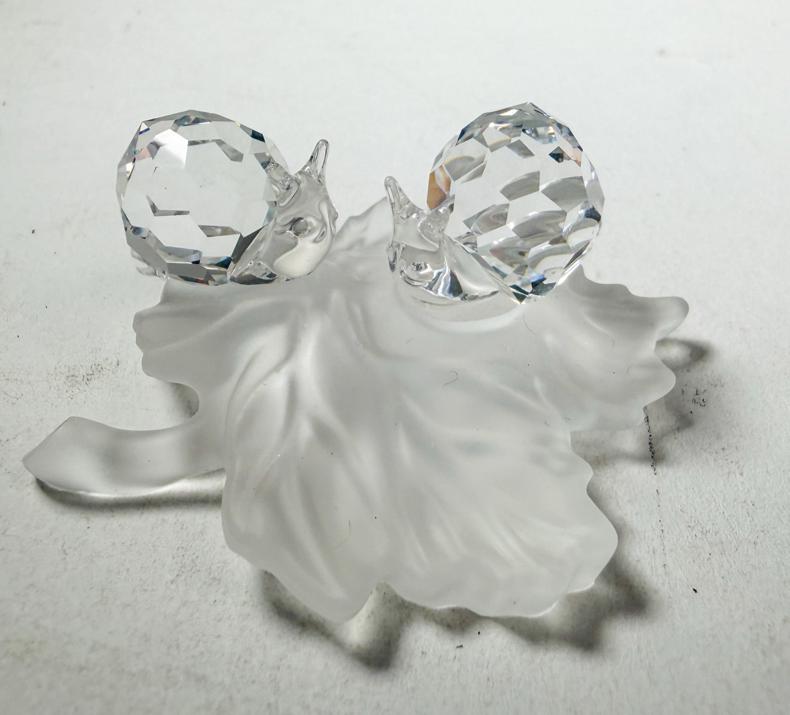 Swarovski "Two Baby Snails on a Leaf" Crystal Figurine IOB - 2