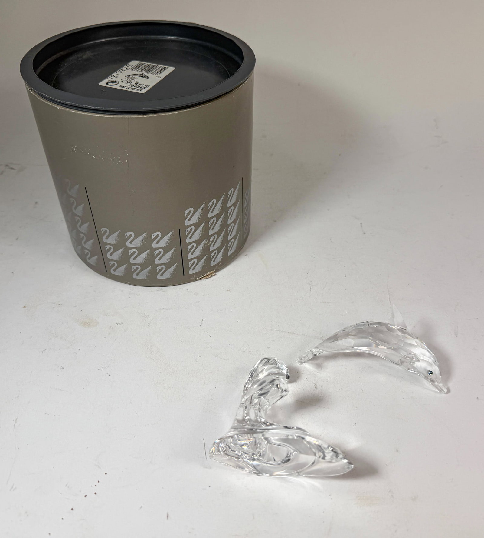 Swarovski " Dolphin on A Wave " Crystal Figurine IOB: Swarovski " Dolphin on A Wave " Crystal Figurine IOB Figure Came off Stand Size 3.5"H Literature Brooks Auction – Online Auction Terms & Conditions Contact: (856) 694-2960 | info@brooks.auction