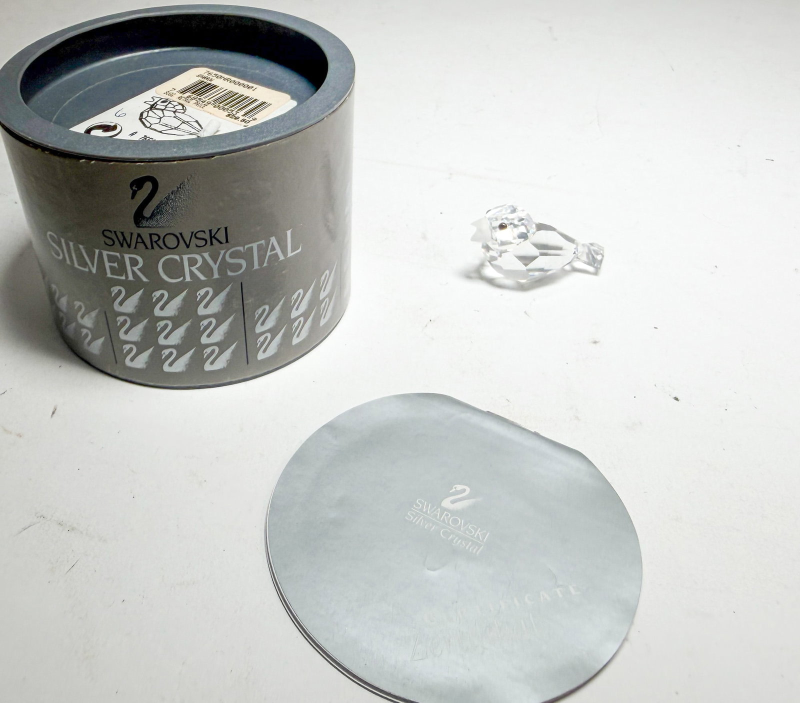 Swarovski Silver Crystal Sparrow IOB: Swarovski Silver Crystal Sparrow IOB Size 1" H Literature Brooks Auction – Online Auction Terms & Conditions Contact: (856) 694-2960 | info@brooks.auction READ BEFORE YOU BID: We want you to