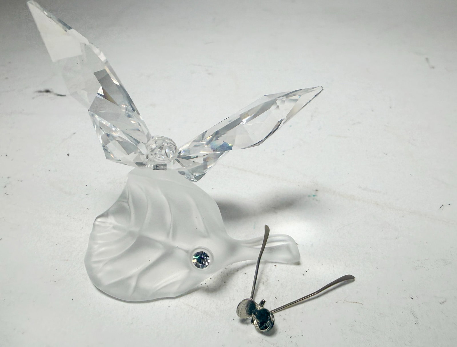 Swarovski Silver Crystal "Butterfly on a Leaf" IOB - 2