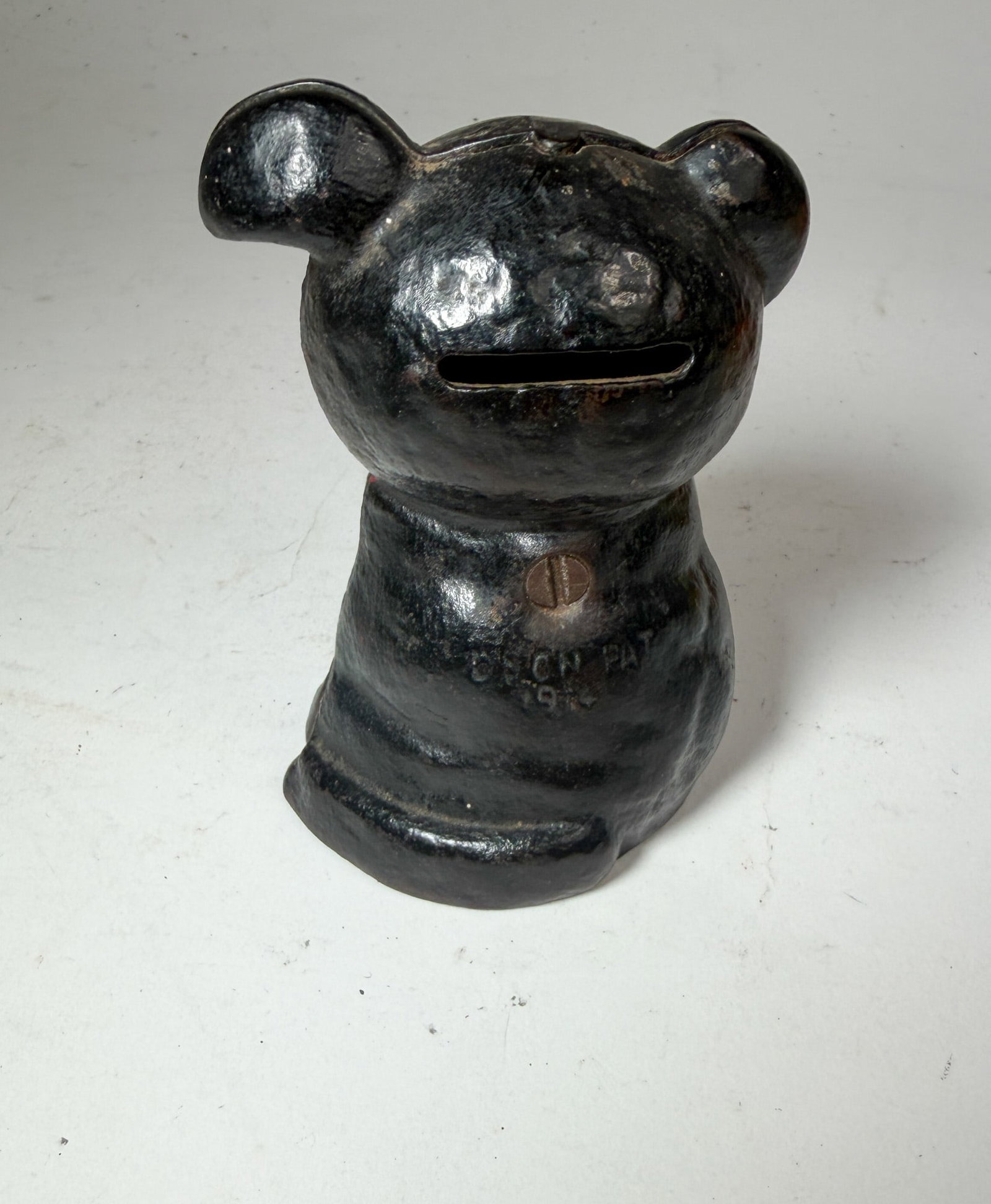 Hubley Cast Iron Dog Still Bank - 2