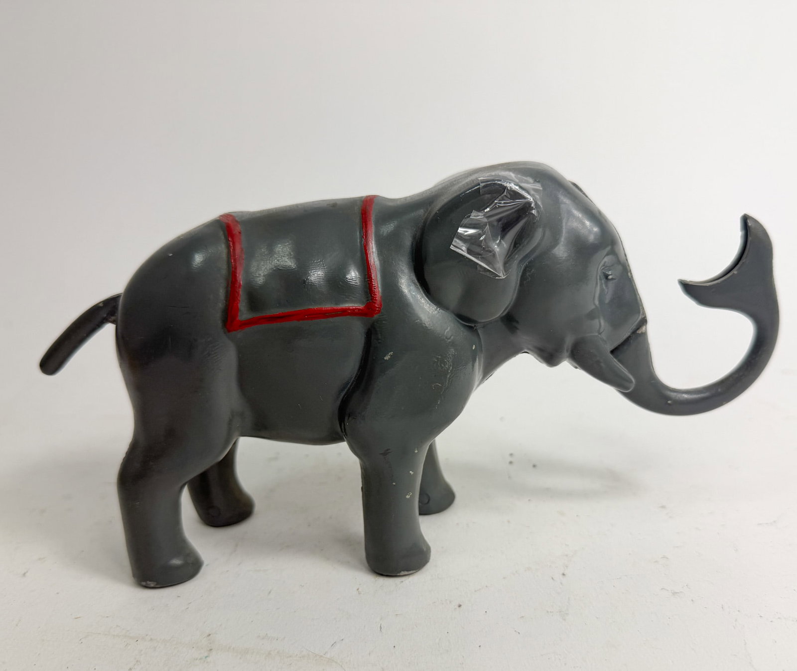 Ru-Gar Ent. Co. Mechanical Elephant Bank (1 of 5)
