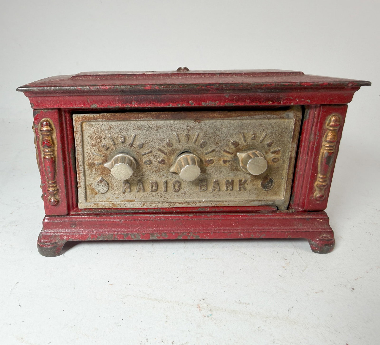 Kenton Cast Iron Radio Bank (1 of 4)