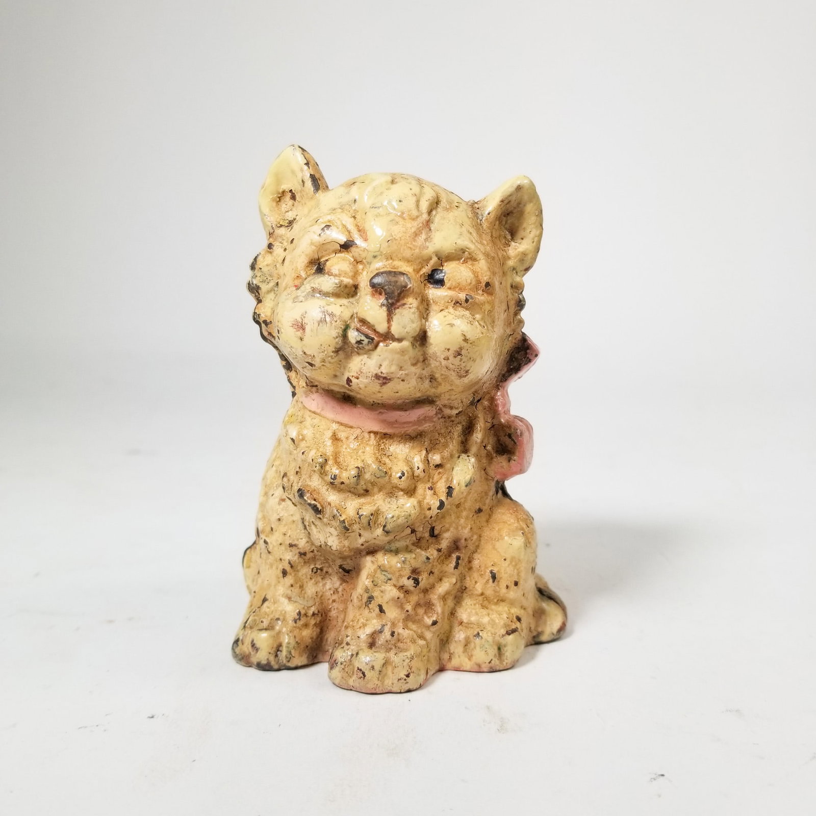 Hubley Cast Iron Cat Bank (1 of 3)