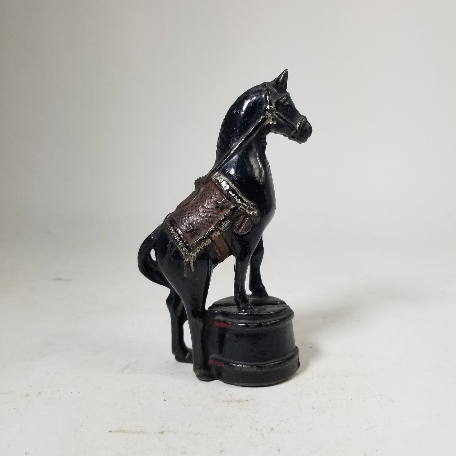 Horse on a Tub Cast Iron Still Bank (1 of 4)