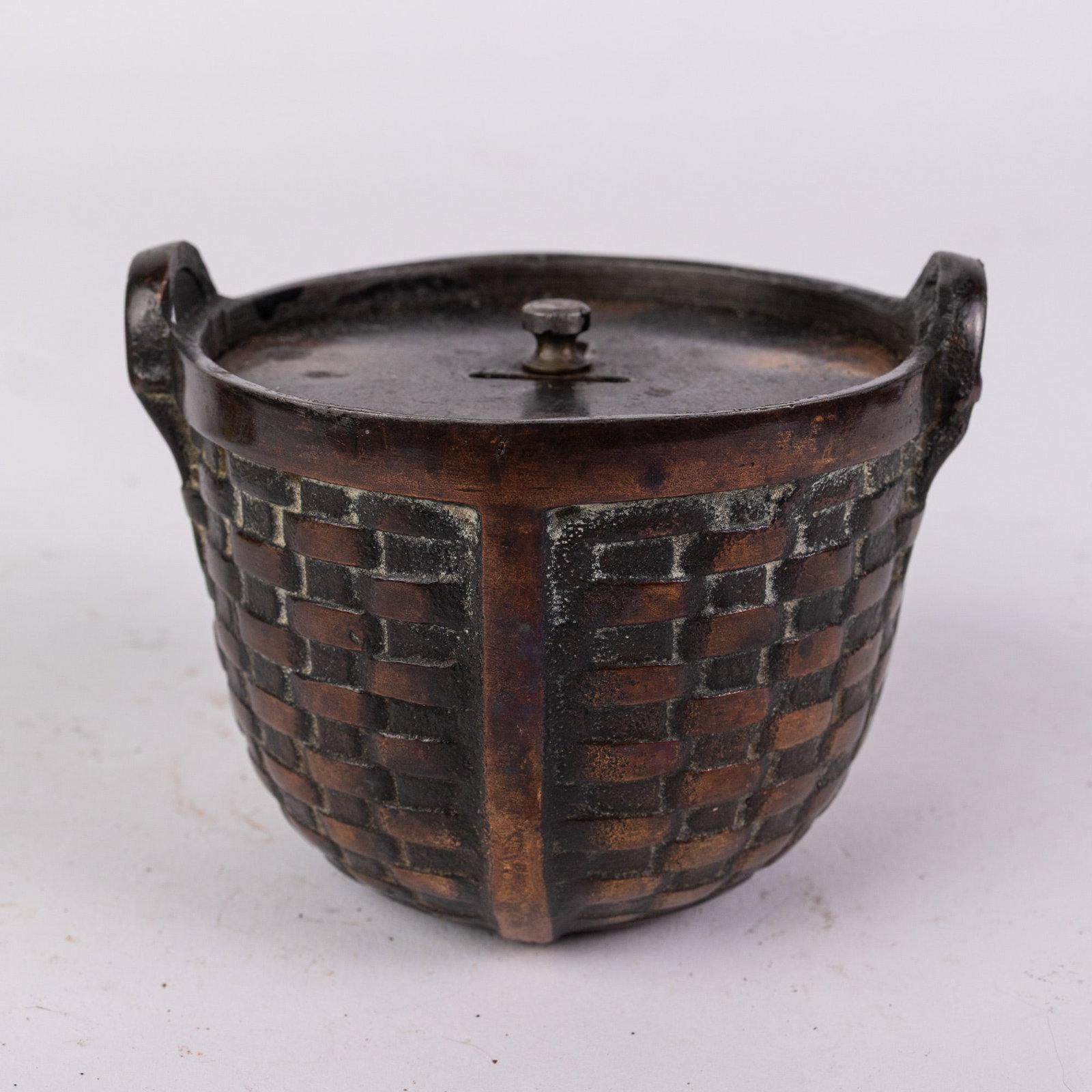 Cast Iron Woven Basket Still Bank: Cast Iron Woven Basket Still Bank Size 3" H Literature Brooks Auction – Online Auction Terms & Conditions Contact: (856) 694-2960 | info@brooks.auction READ BEFORE YOU BID: We want you to feel