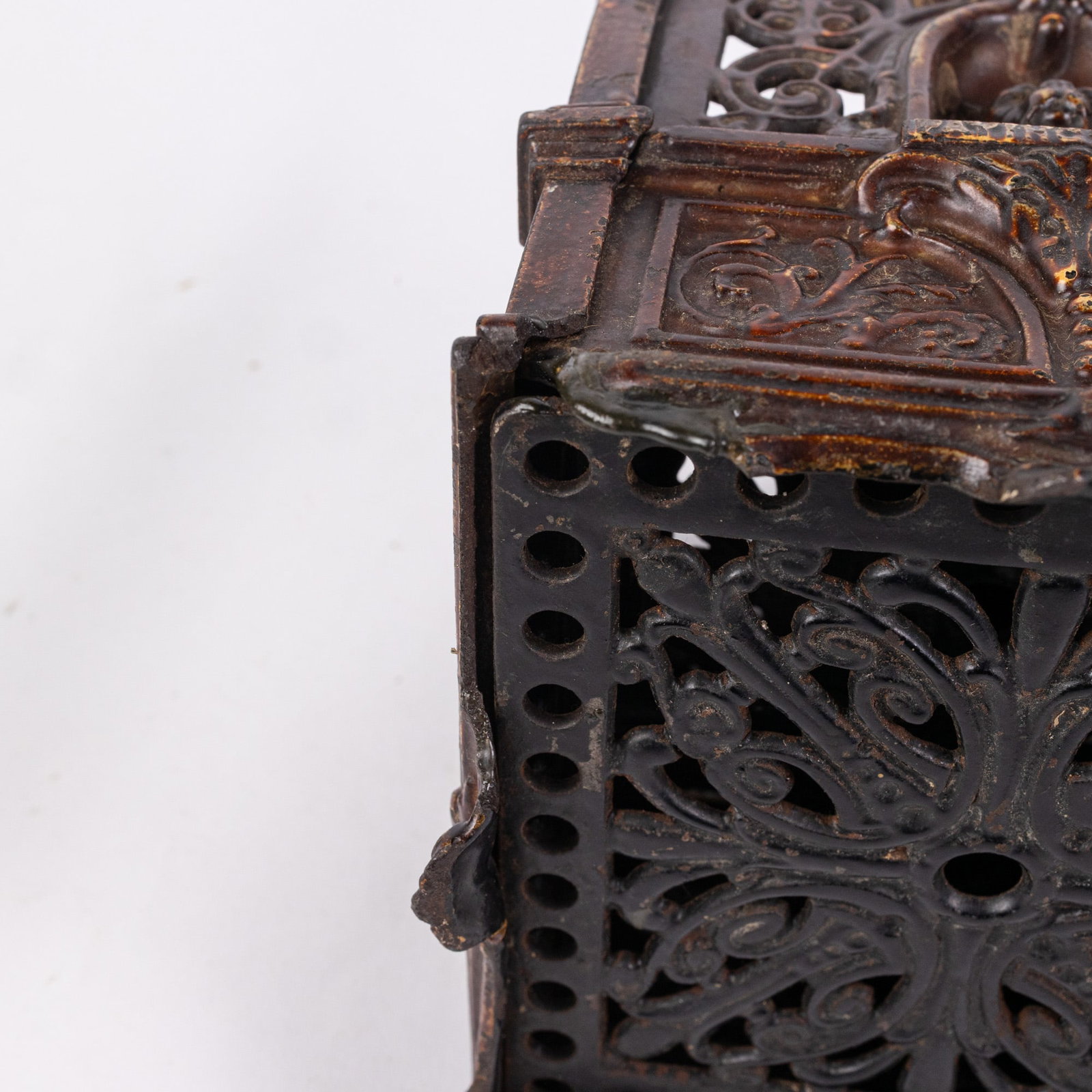 19th c. "Fidelity Trust Vault" Cast Iron Safe Bank - 5
