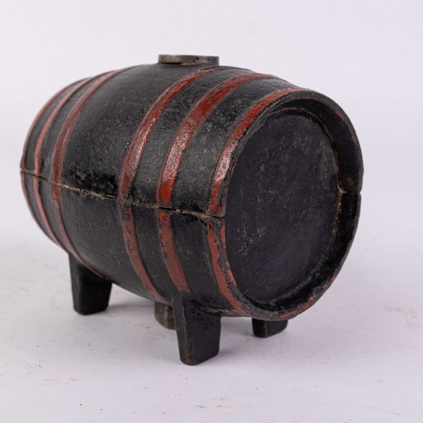 Cast Iron Barrel Keg Still Bank (1 of 6)