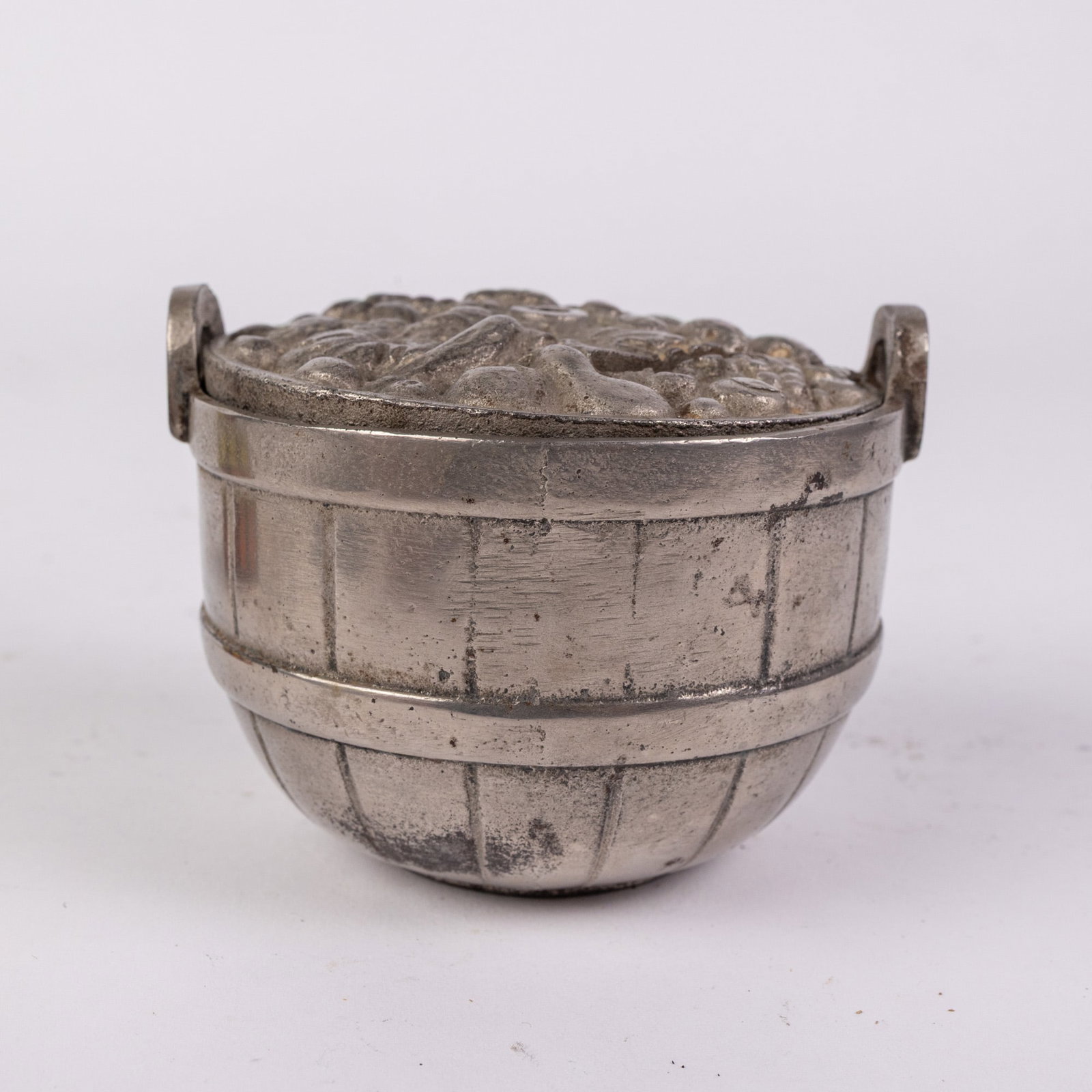 Cast Metal Fruit Basket Still Bank (1 of 6)