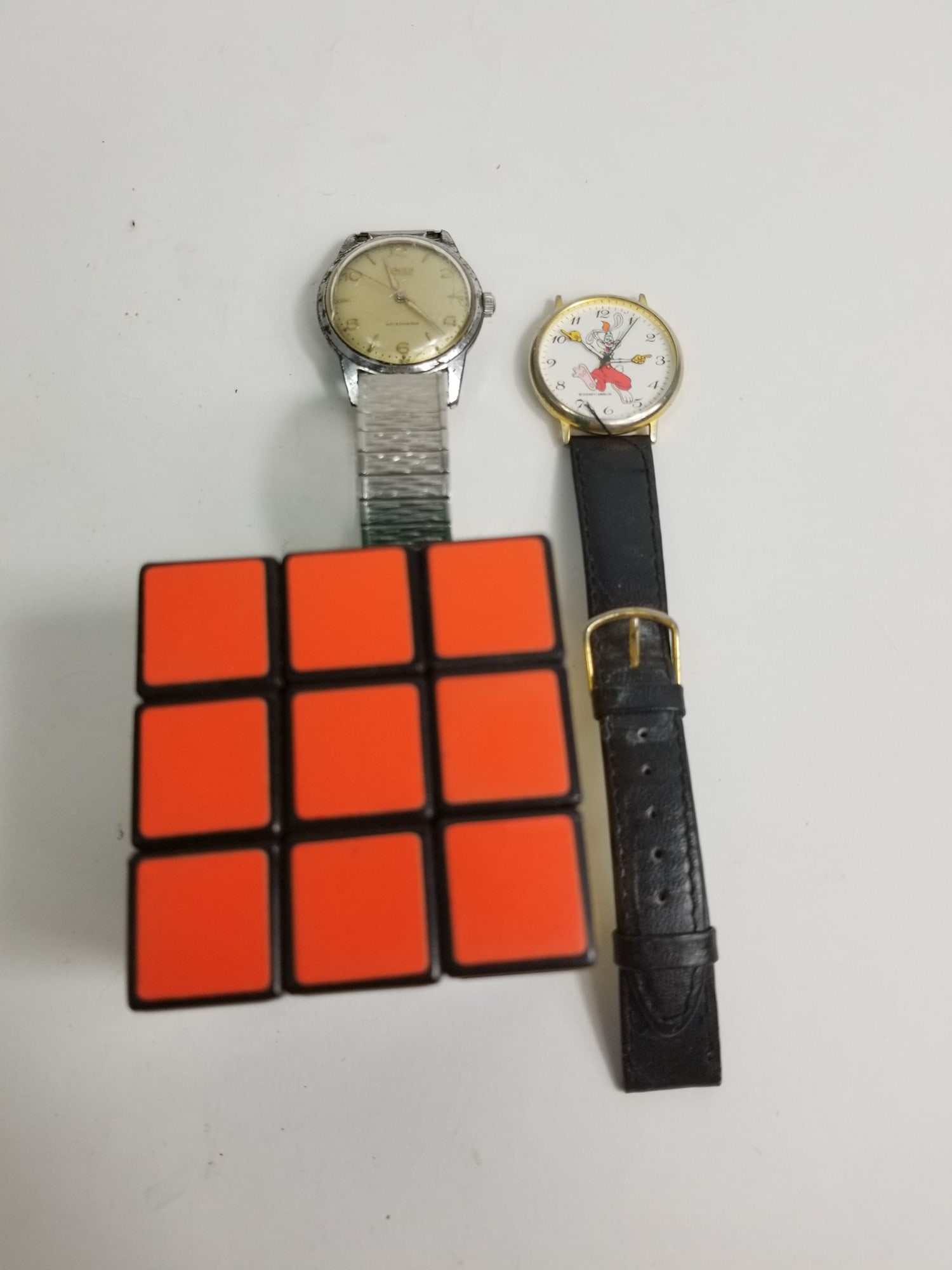 Who killed Rodger Rabbit watch and Vintage Gruen Water and Shock Resistant Watch Not Running - 2