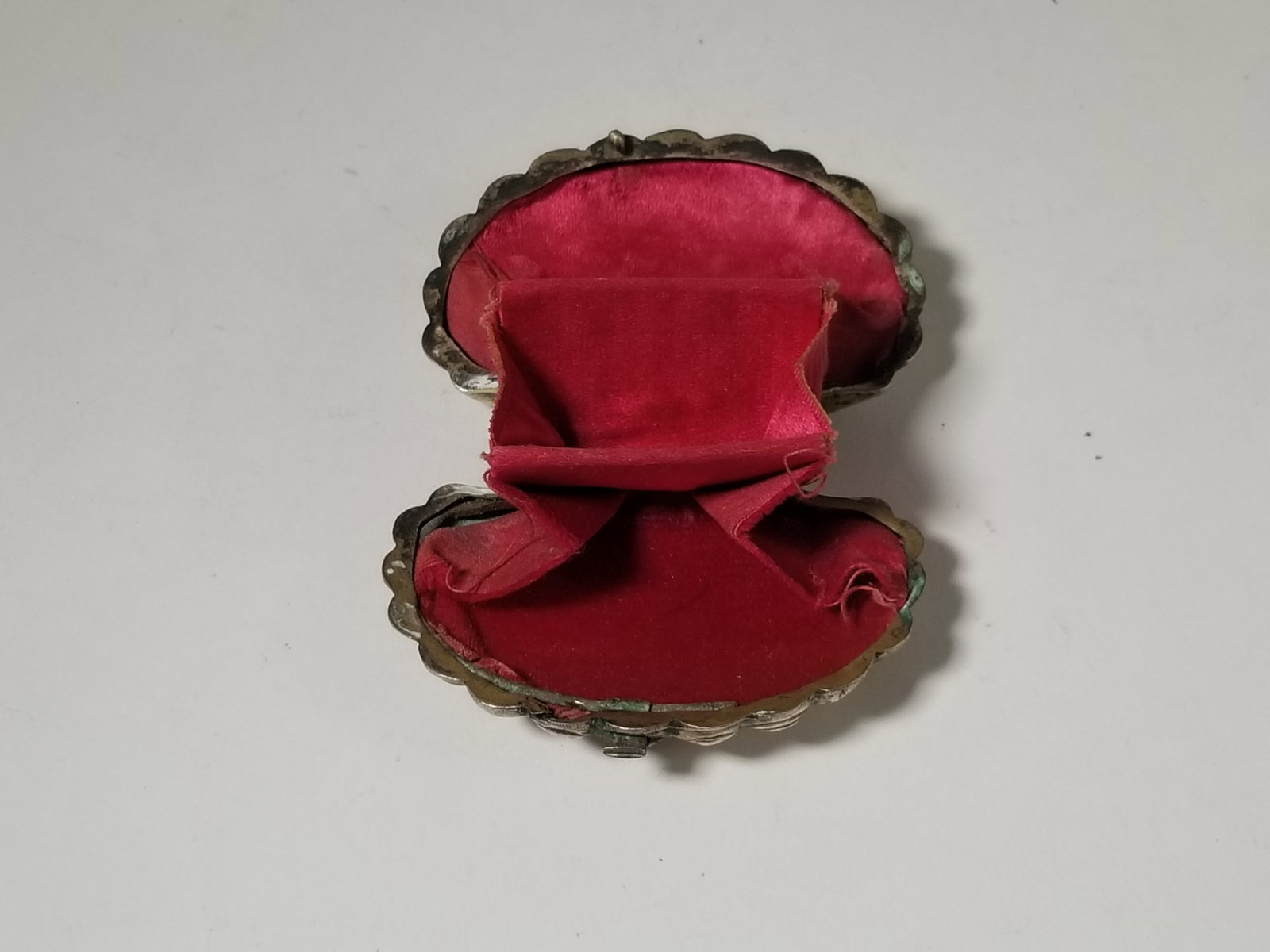 Vintage Silverplate Souvenir Coin/Pill Case - 3
