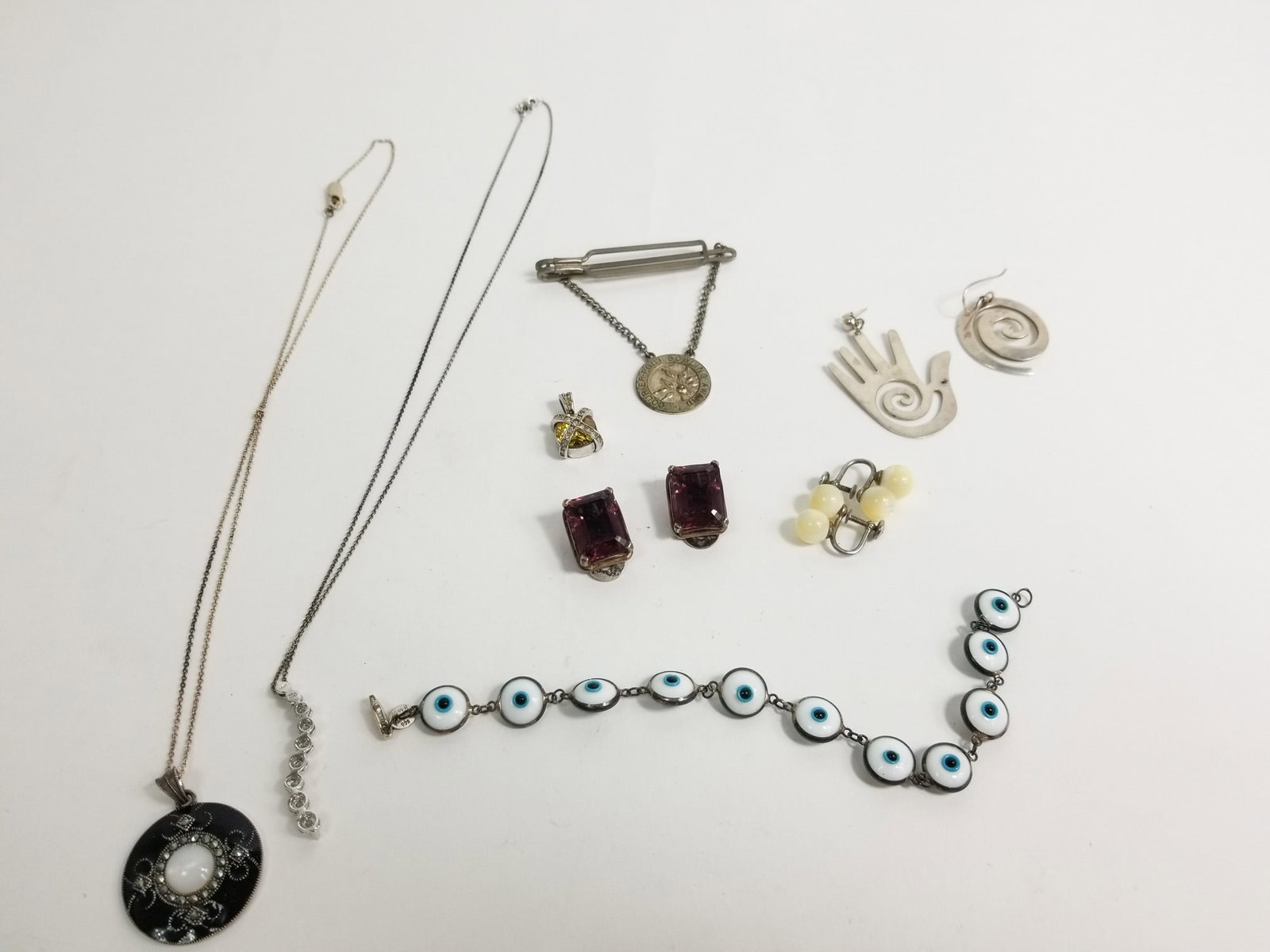 Assortment of Sterling Silver Jewelry (1 of 11)