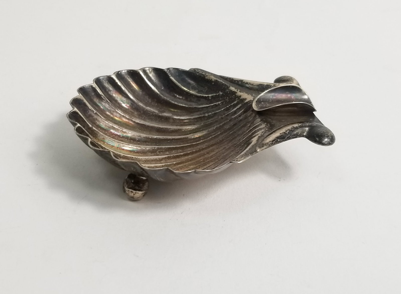 Vintage Sterling Silver Seashell Ashtray: Vintage Sterling Silver Seashell Ashtray, Marked sterling total weight 23.5 Literature Brooks Auction – Online Auction Terms & Conditions ————————