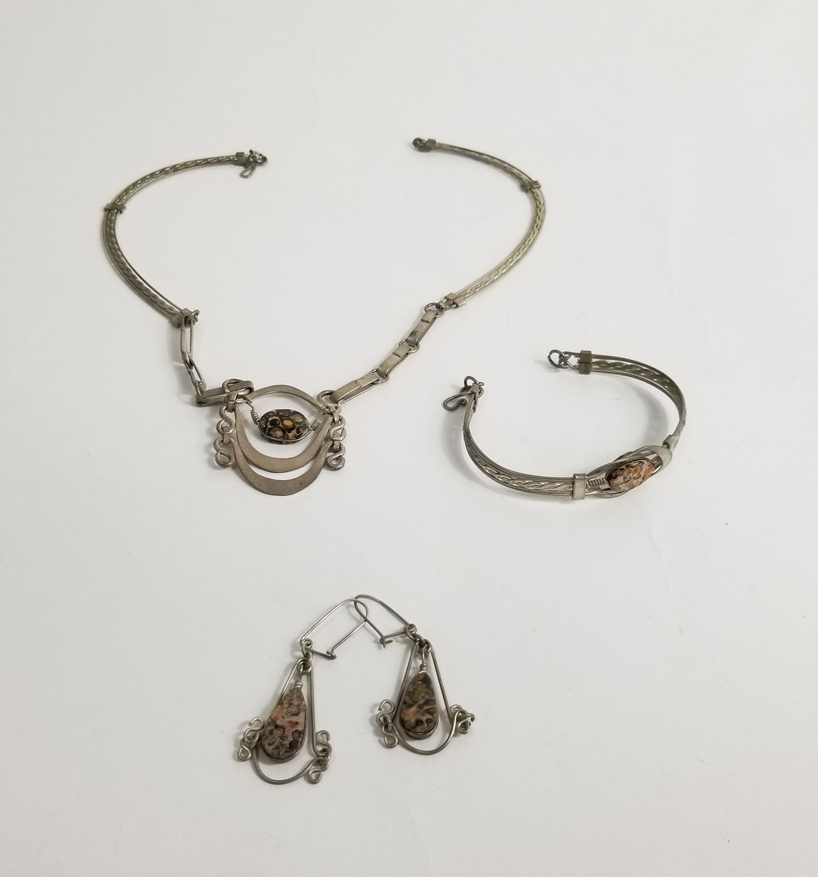 Natural Stone Sterling SIlver Jewelry Set: Natural Stone Sterling SIlver Jewelry Set, marked 925, total Weight 32.8g Literature Brooks Auction – Online Auction Terms & Conditions