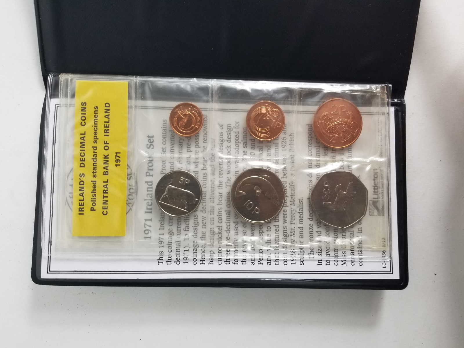 Foreign Coin Sets Canada, Ireland, And Iraq - 6