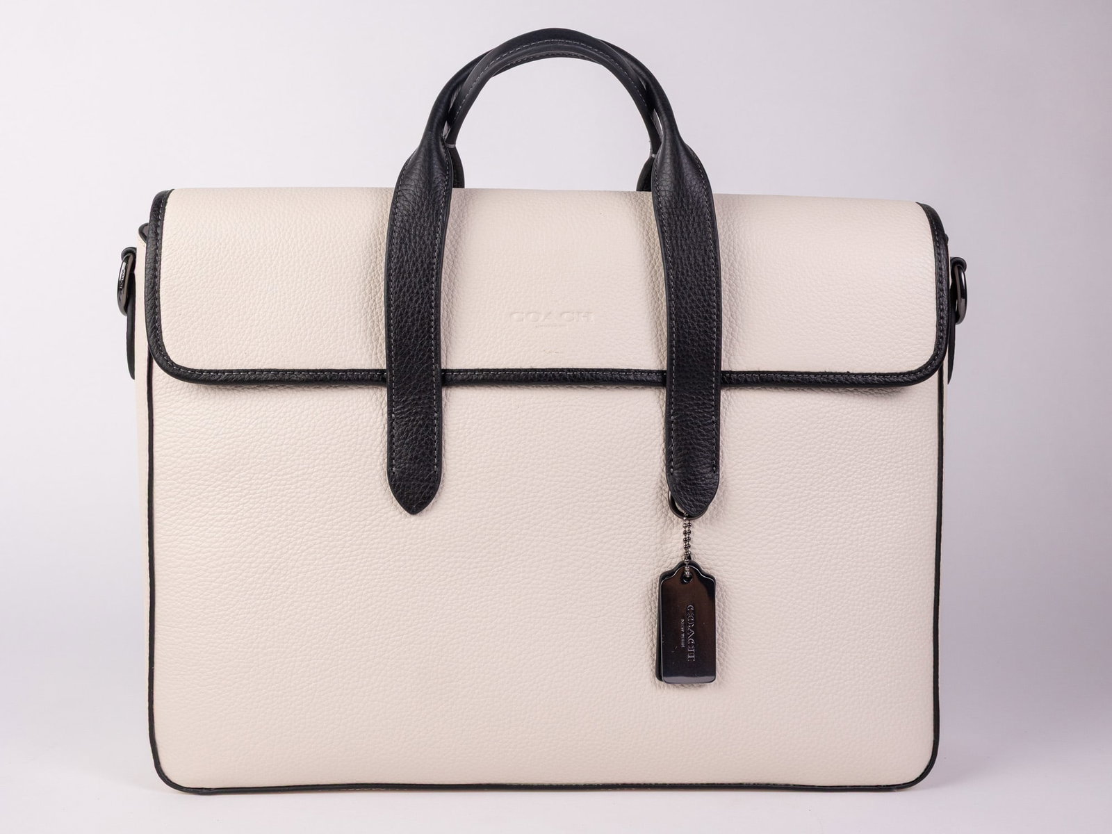 NWT Coach Sullivan Portfolio Brief in Chalk & Black Leather (1 of 7)