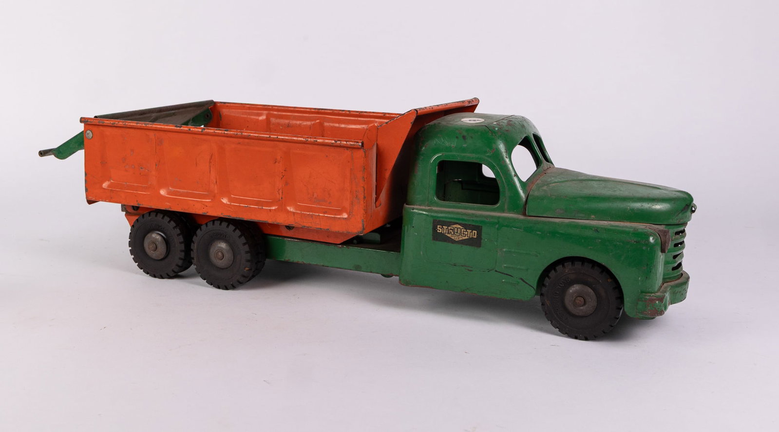 Structo Hydraulic Dump Truck (1 of 7)