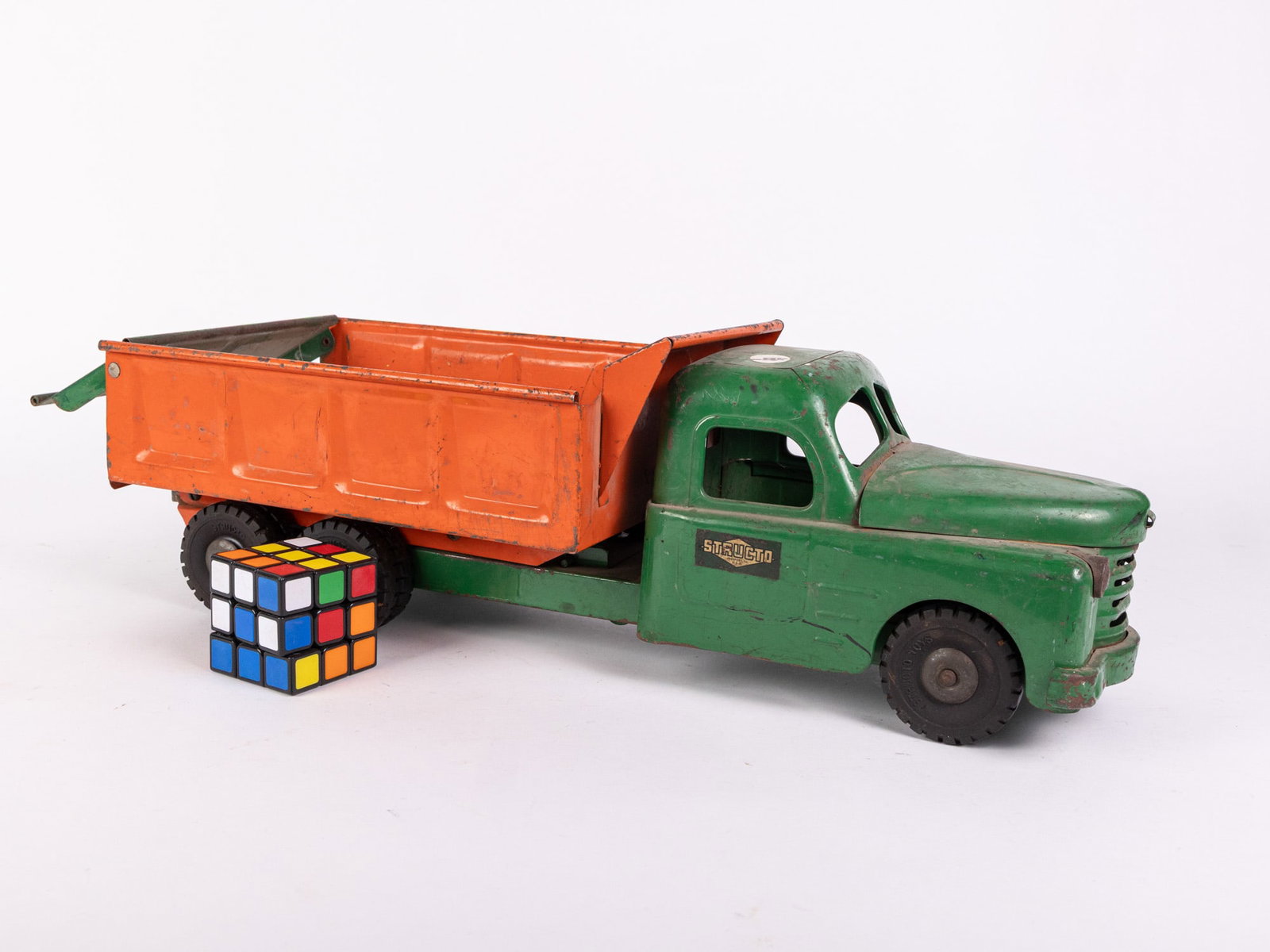 Structo Hydraulic Dump Truck - 2