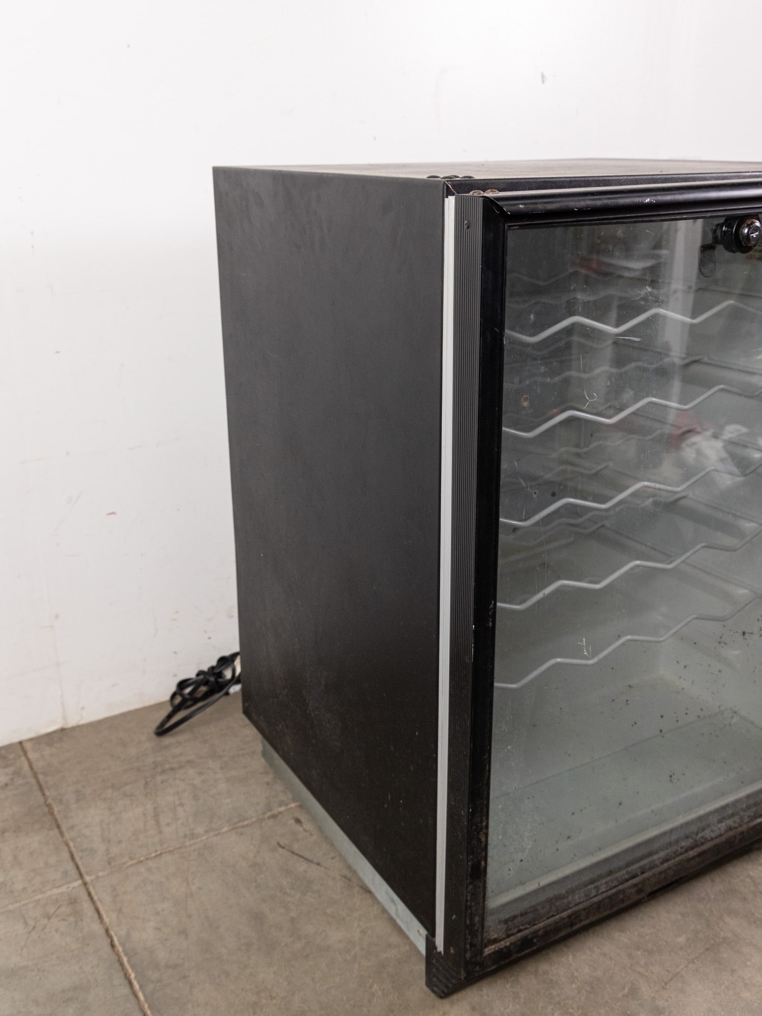 KitchenAid Undercounter Wine Fridge/Beverage Cooler - 2