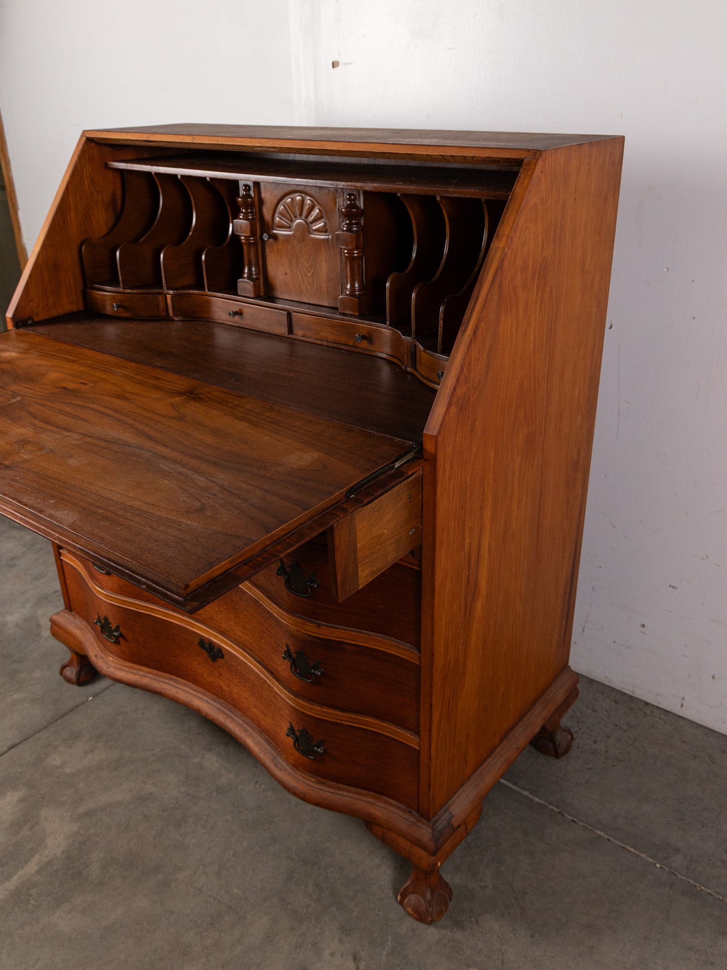 Antique Serpentine Writing Desk - 7