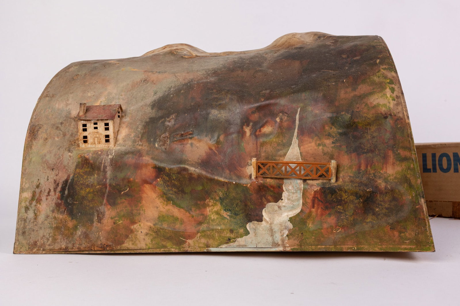 Vintage Lionel Model Railroad Train Tunnel and No. 110 Trestle Set - 4