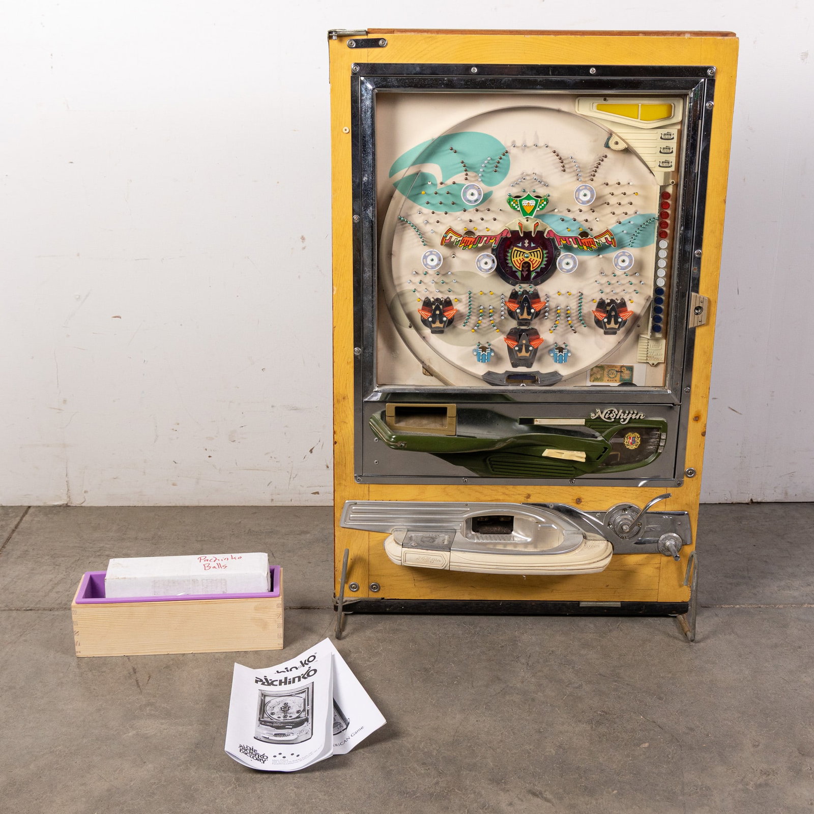 Vintage Japanese Nishijin Pachinko Machine (1 of 9)