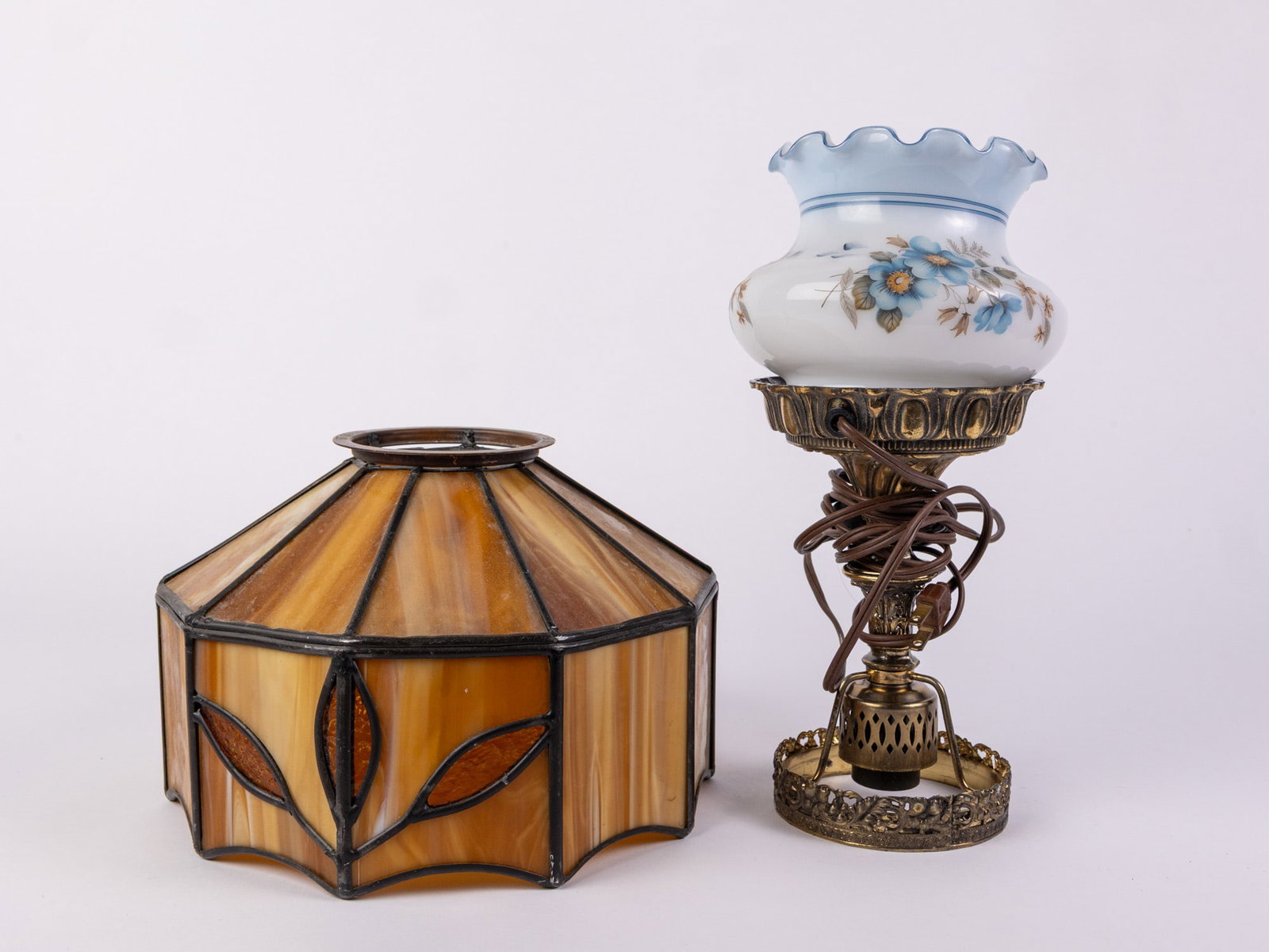 Vintage Lamp and Slag Glass Lamp Shade: Vintage Lamp and Slag Glass Lamp Shade Size 7" x 12" x 12" Literature Brooks Auction – Online Auction Terms & Conditions Contact: (856) 694-2960 | info@brooks.auction READ BEFORE YOU BID: