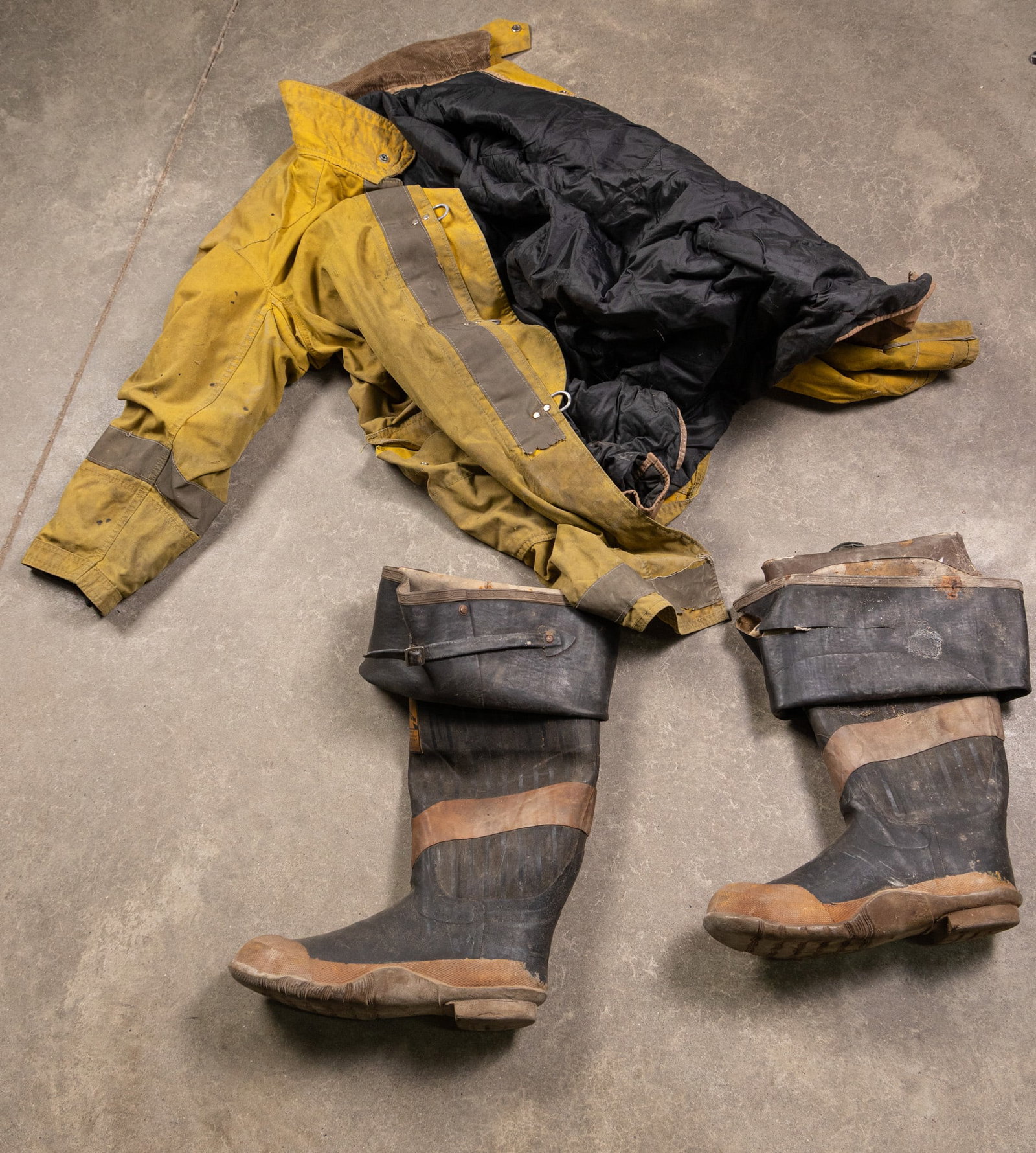 Vintage Washington Township Fire Department Uniform (1 of 4)