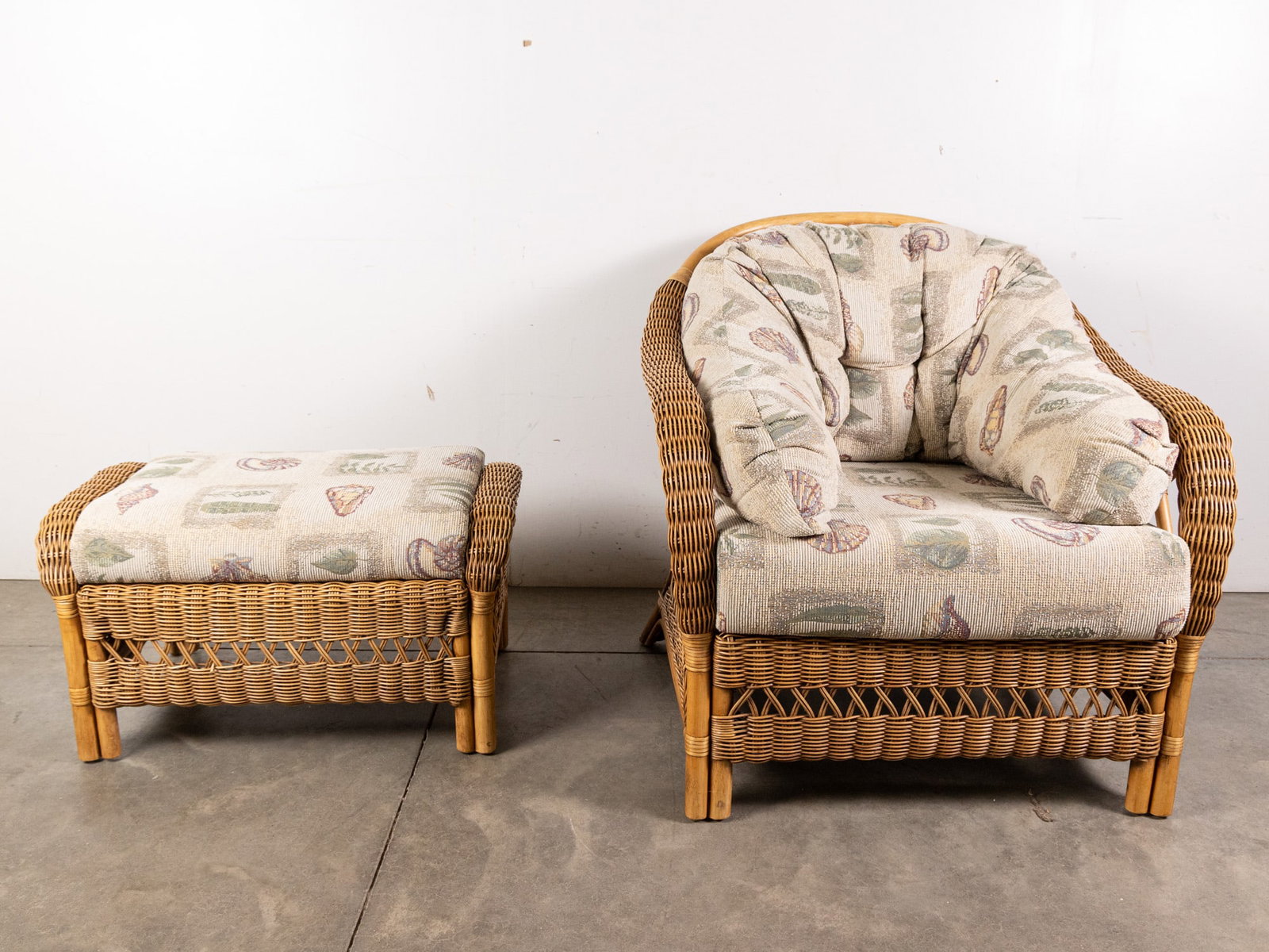 Vintage Braxton Culler Bamboo Wicker Rattan Arm Chair & Ottoman (1 of 4)