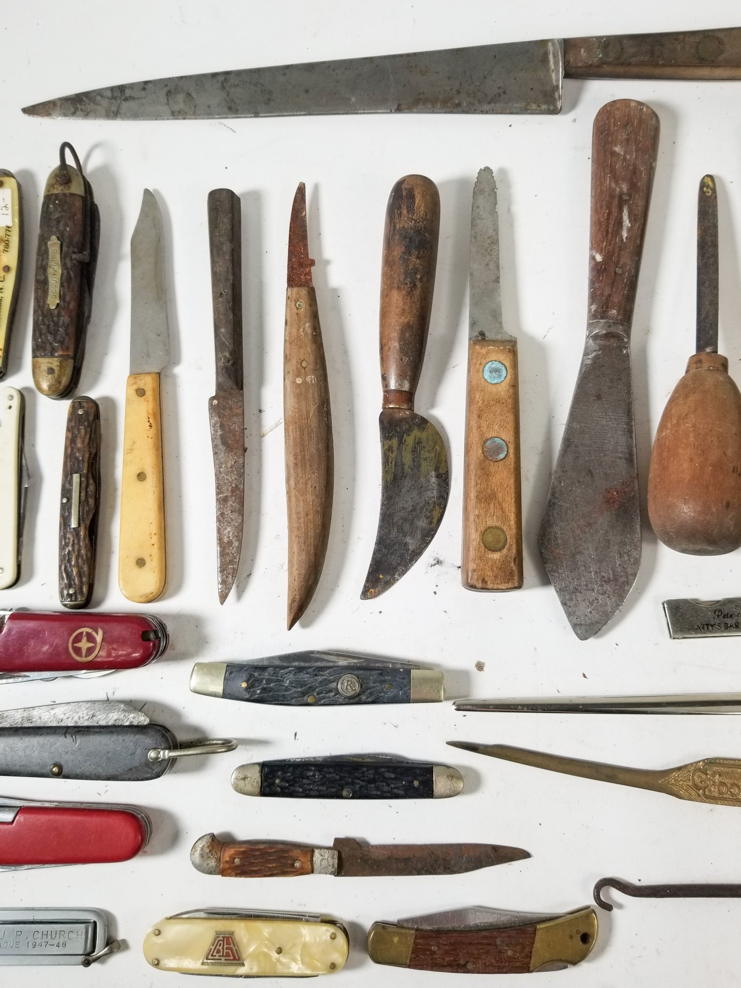 Assortment of Vintage & Antique Articles ft. Folding Knives & Letter Openers - 4