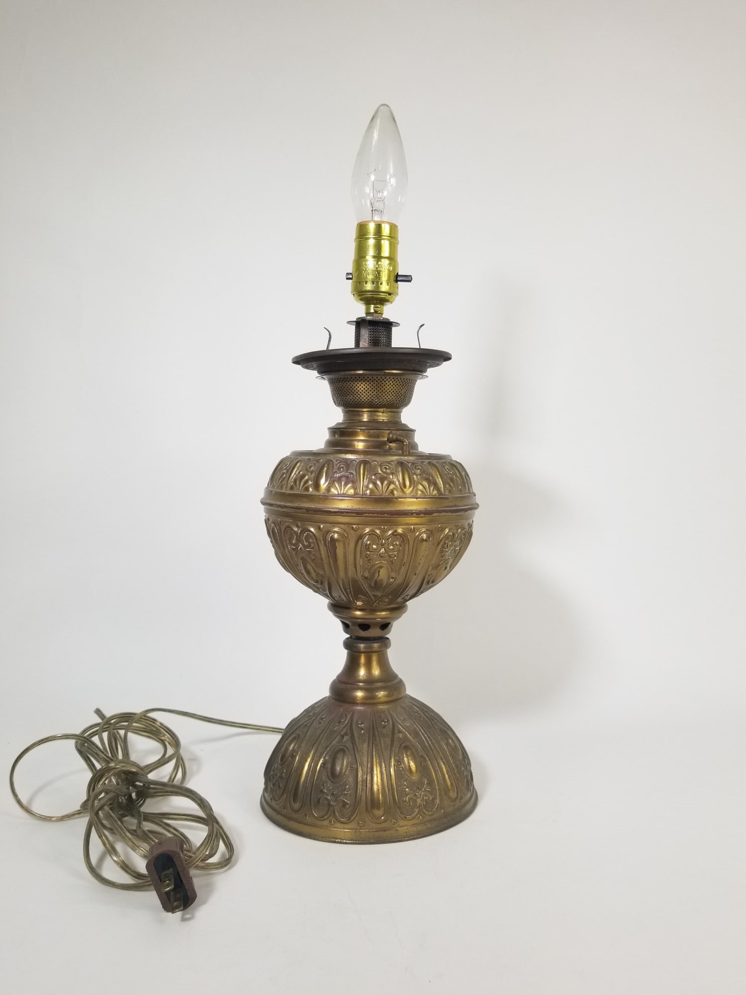 Antique Converted Oil Lamp: Antique Converted Oil Lamp Size 20" H Literature Brooks Auction – Online Auction Terms & Conditions Contact: (856) 694-2960 | info@brooks.auction READ BEFORE YOU BID: We want you to feel