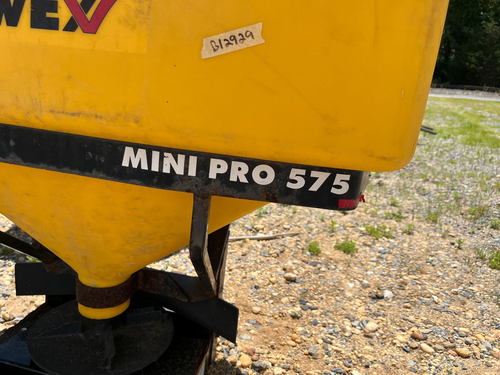 Snowex Mini Pro 575 Tailgate Spreader - 2