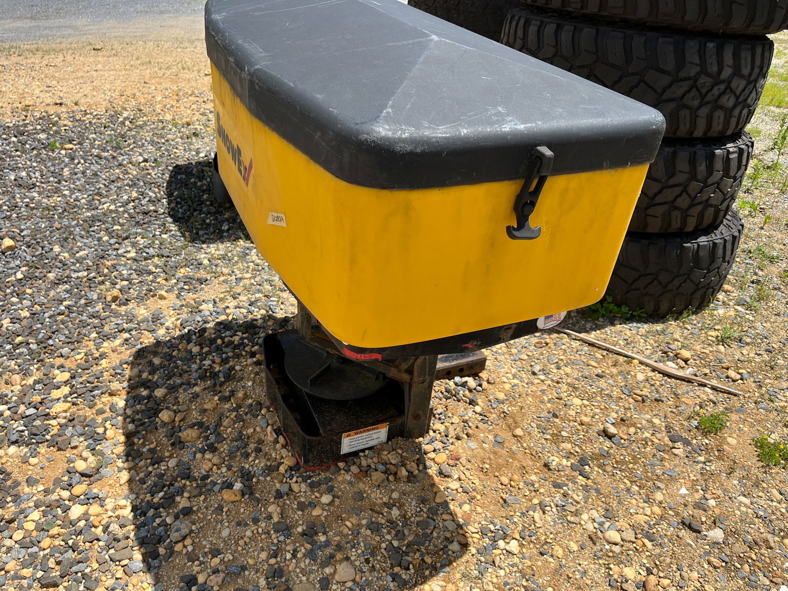 Snowex Mini Pro 575 Tailgate Spreader - 3