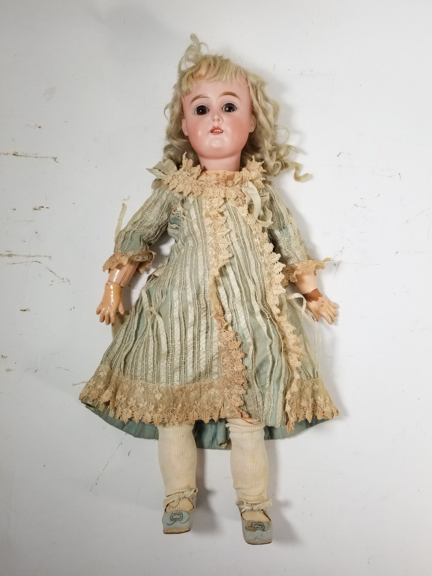 Antique Bahr and Proschild Porcelain Bisque Doll (1 of 3)