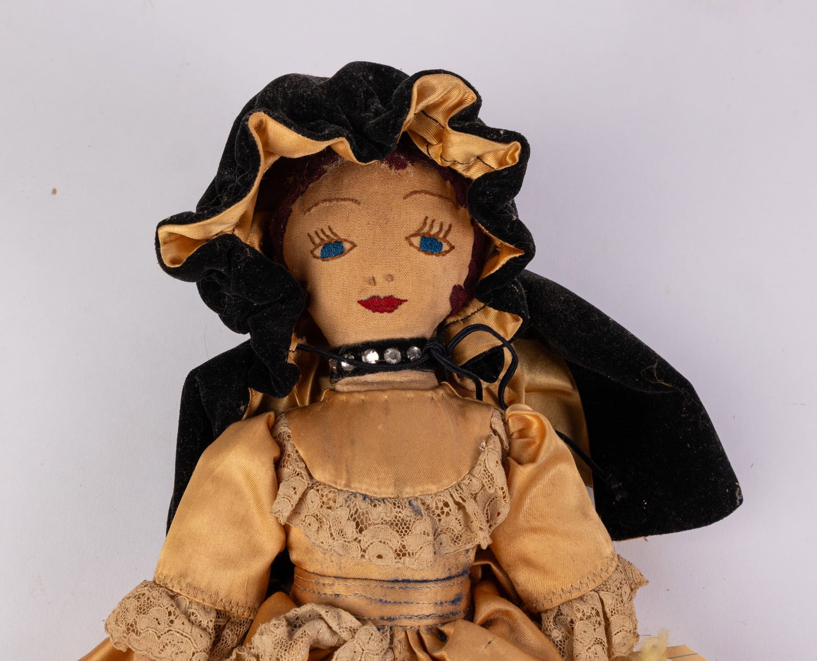 Primitive Early 20th Century Cloth Doll - 3