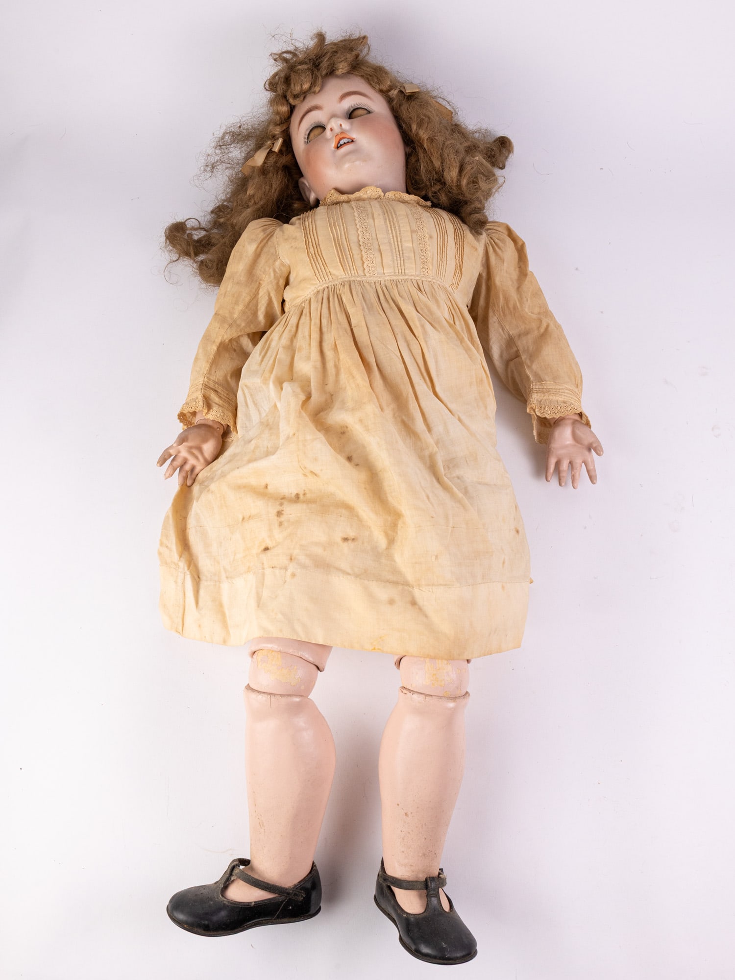 Heinrich Handwerck Simon & Halbig 30" Bisque Doll: Bisque head with composition arms, legs, and body. Marked Heinrich Handwerck Simon & Halbig 6 1/2 on back of neck. Size 30" Literature Brooks Auction – Online Auction Terms & Conditions Contact: