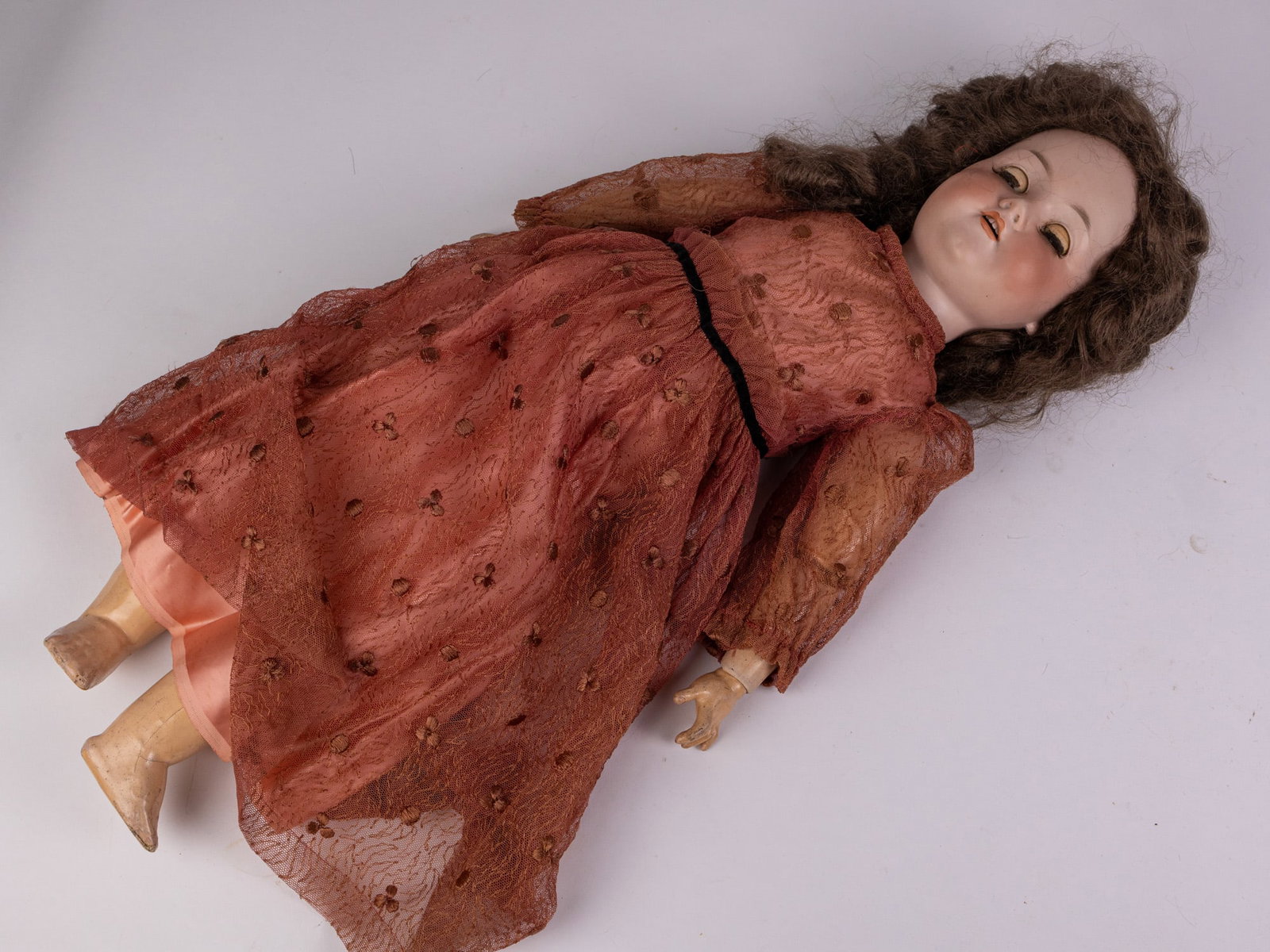 Antique 26" Bisque Doll: Marked 1916, 10 on back of neck Size 26" Literature Brooks Auction – Online Auction Terms & Conditions Contact: (856) 694-2960 | info@brooks.auction READ BEFORE YOU BID: We want you to f