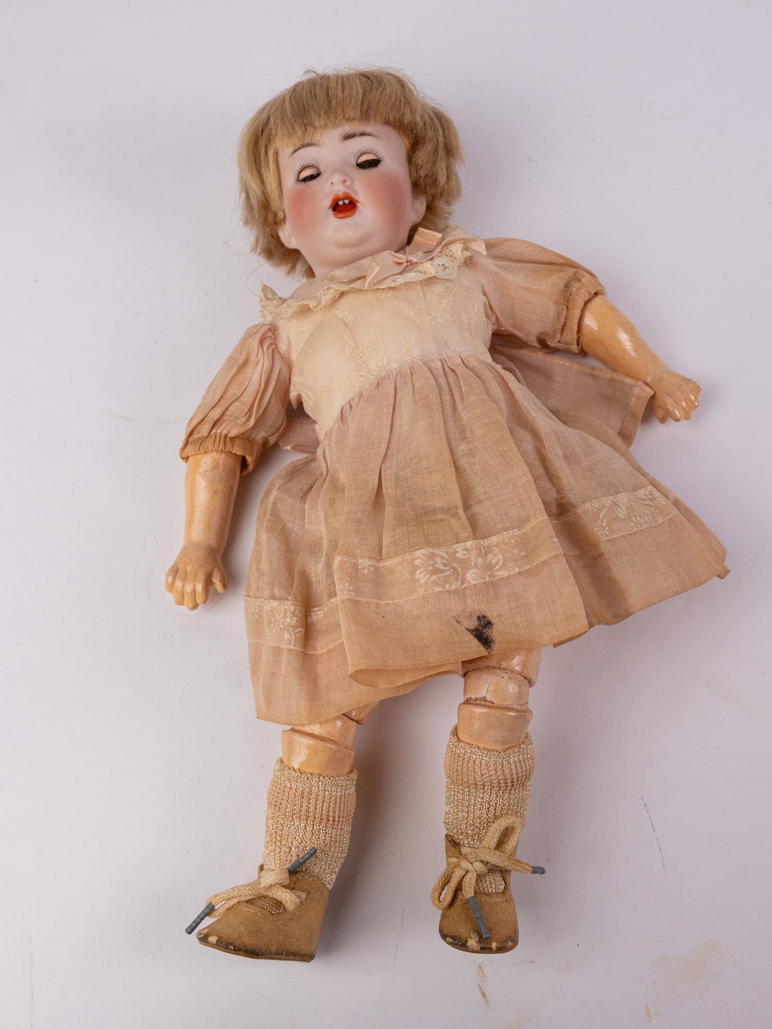 Antique Simon and Halbig German Bisque Doll (1 of 6)
