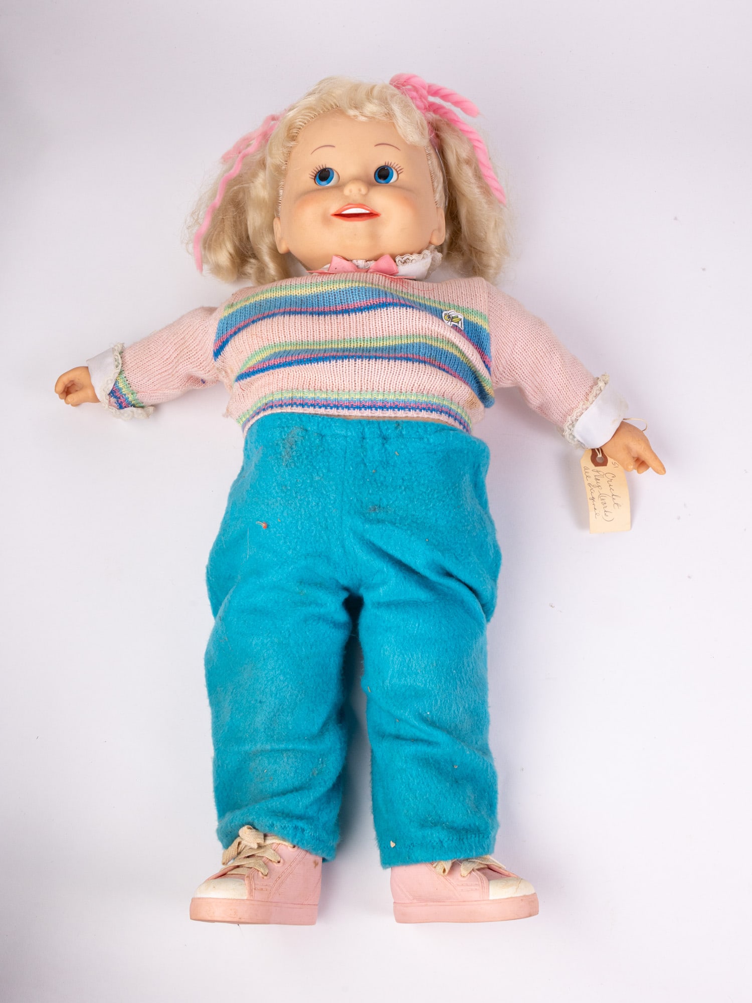 1986 Playmates Cricket Doll: 1986 Playmates Cricket Doll Size 24" Literature Brooks Auction – Online Auction Terms & Conditions Contact: (856) 694-2960 | info@brooks.auction READ BEFORE YOU BID: We want you to feel
