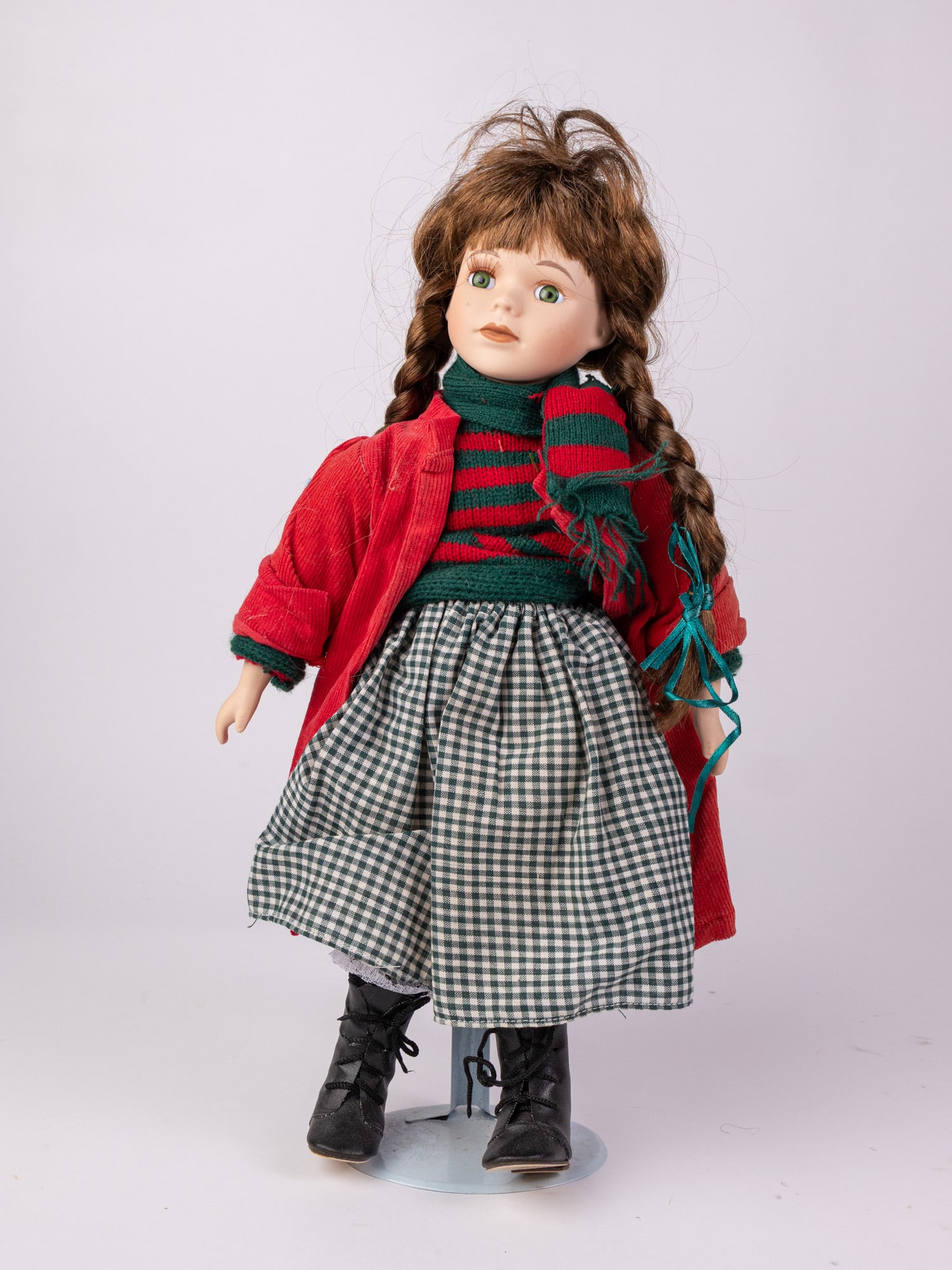 Vintage Collectors Porcelain Doll (1 of 3)