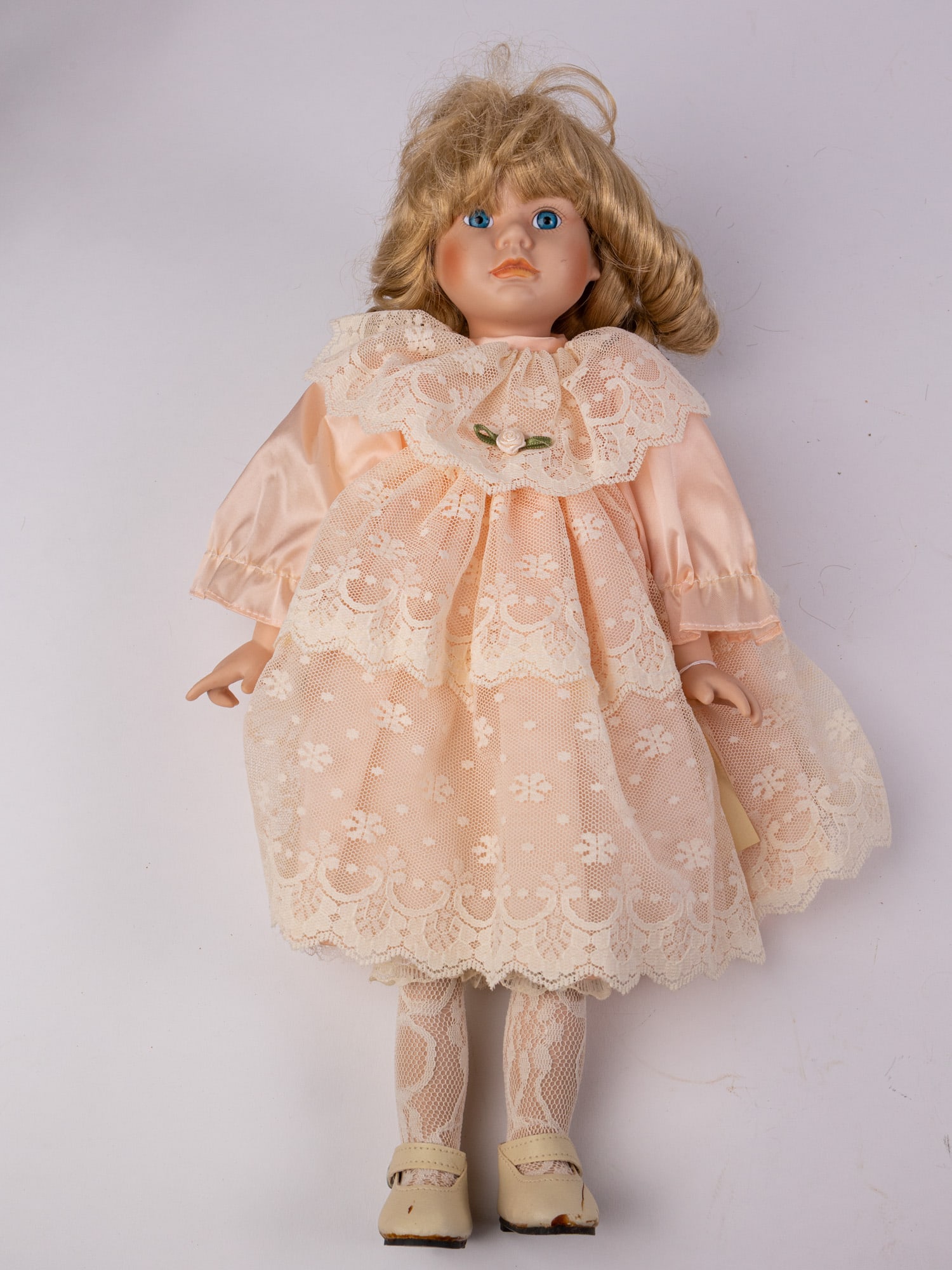 Dynasty Doll Vintage Collectors Porcelain Doll (1 of 4)