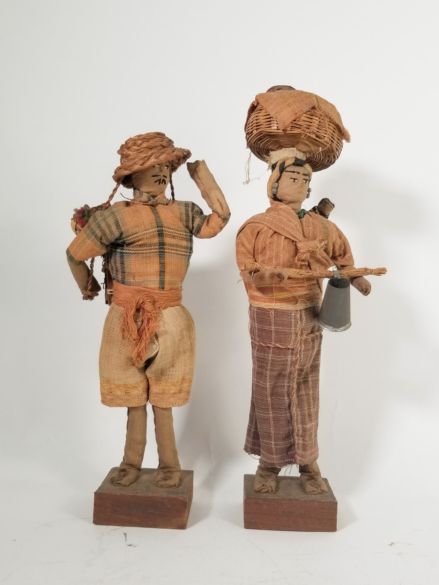 Pair of Vintage Handmade Guatemalan Dolls: Pair of Vintage Handmade Guatemalan Dolls Size 13" H Literature Brooks Auction – Online Auction Terms & Conditions Contact: (856) 694-2960 | info@brooks.auction READ BEFORE YOU BID: We want you