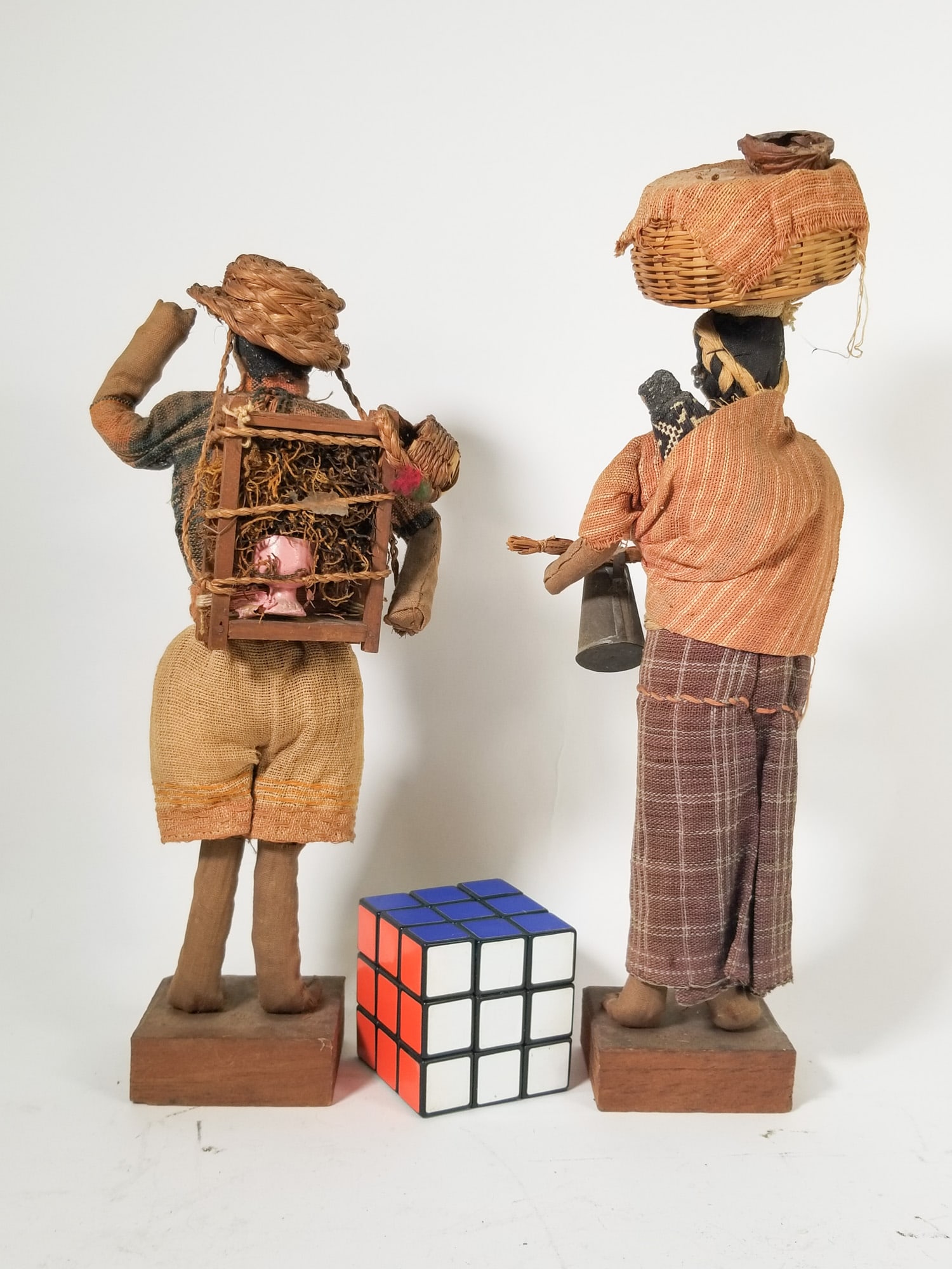 Pair of Vintage Handmade Guatemalan Dolls - 2