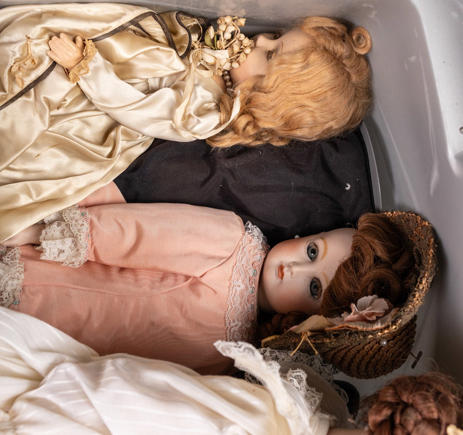 Large Lot of Assorted Vintage Dolls - 4